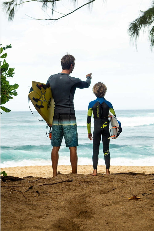 Surfen lernen: Tipps und Tricks für Surfanfänger