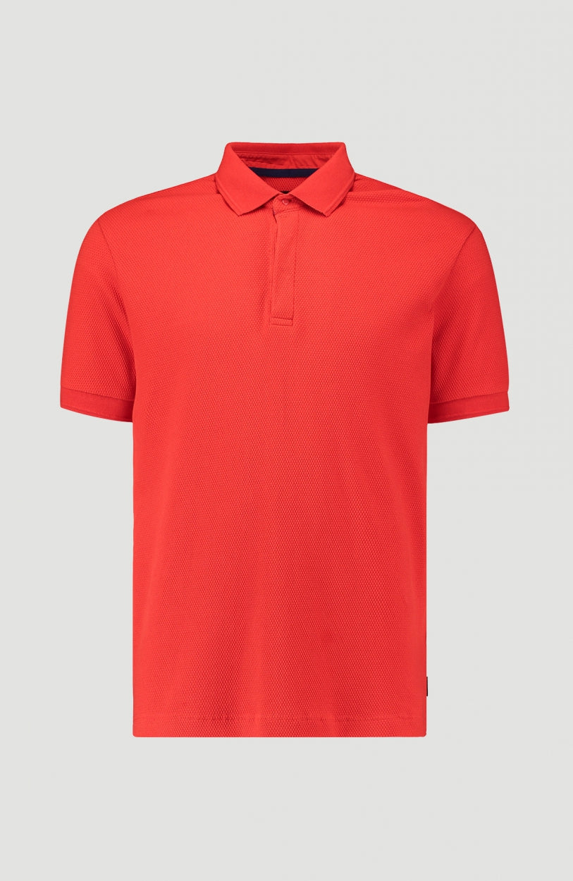 Hybrid Waffle Polo Shirt für Herren, rot, freigestellt von vorne mit Kragen und kurzer Knopfleiste
