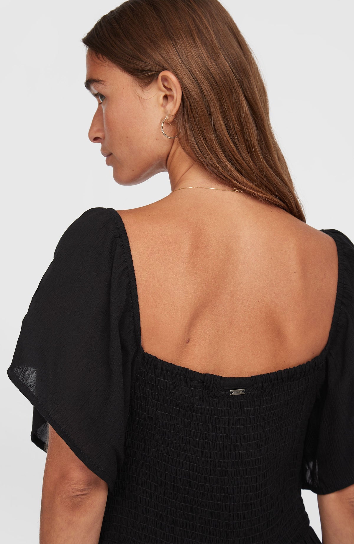 Kesia Jumpsuit für Damen, schwarz, Nahaufnahme der gesmokten Partie an der Rückseite