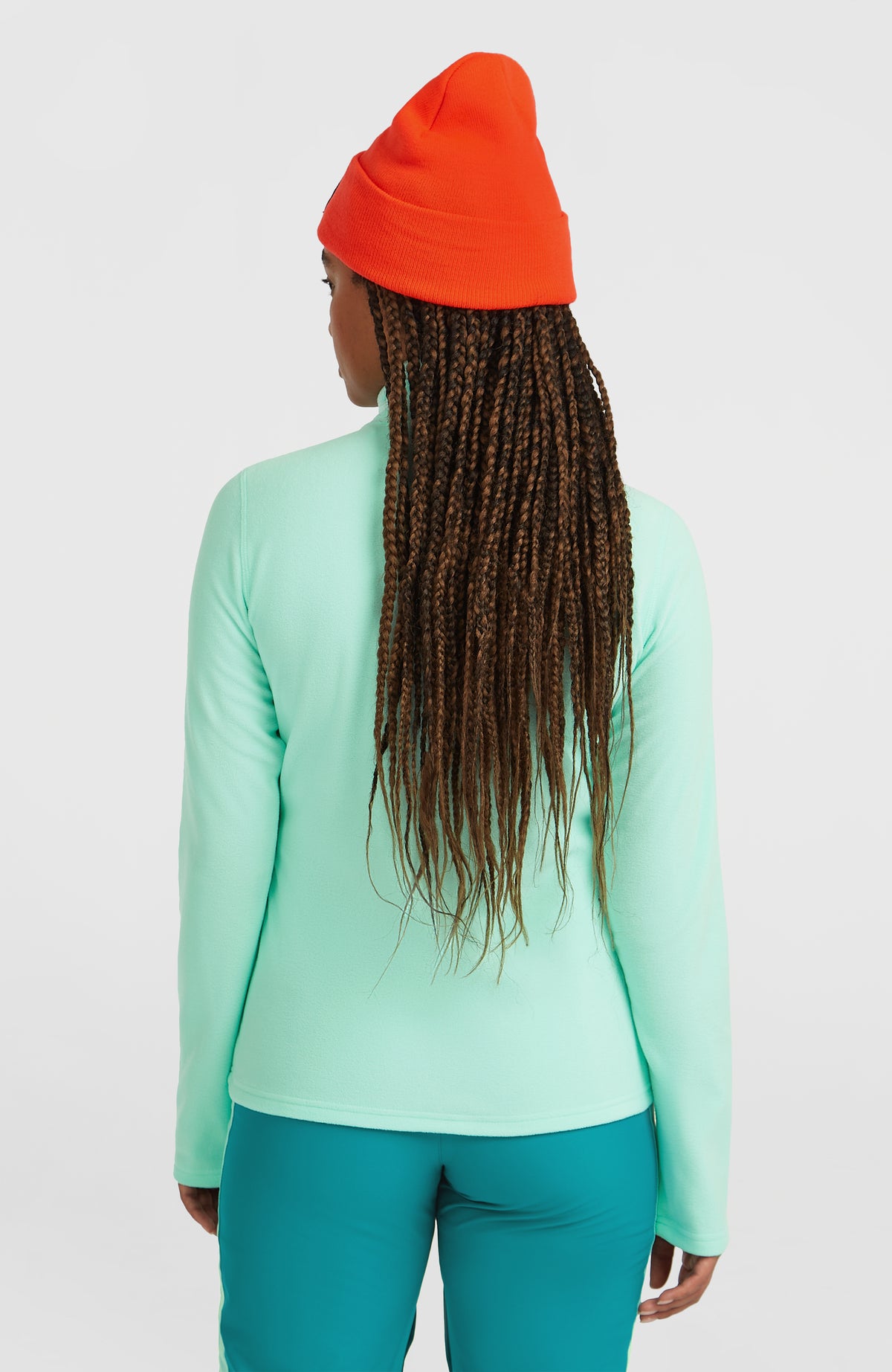 Grüne FWC'Cruz Jack's Fleecejacke für Damen, Rückansicht am Model mit durchgehendem Saum