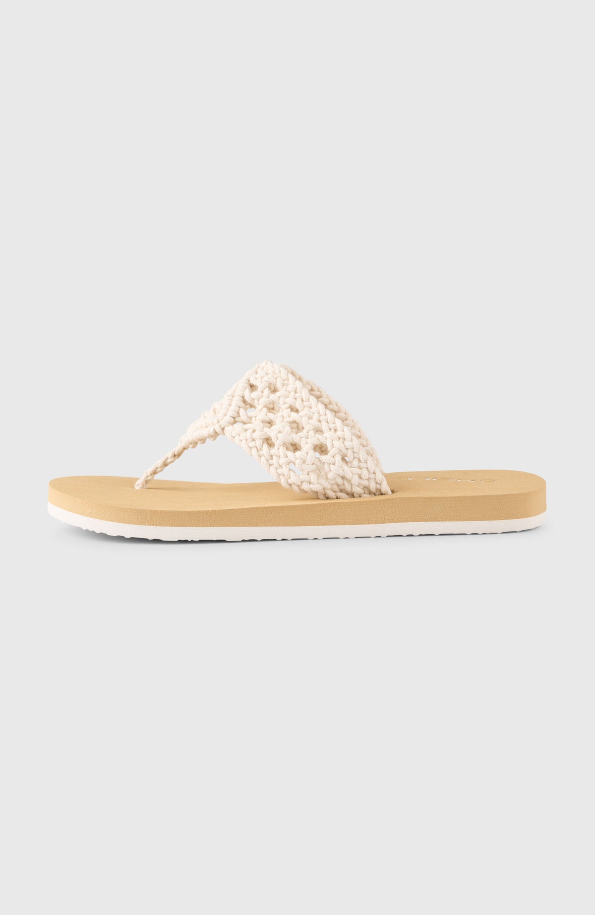 Ditsy Crochet Sandalen für Damen, weiß, freigestellt von der Seite, flache Sohle und gehäkelter Riemen