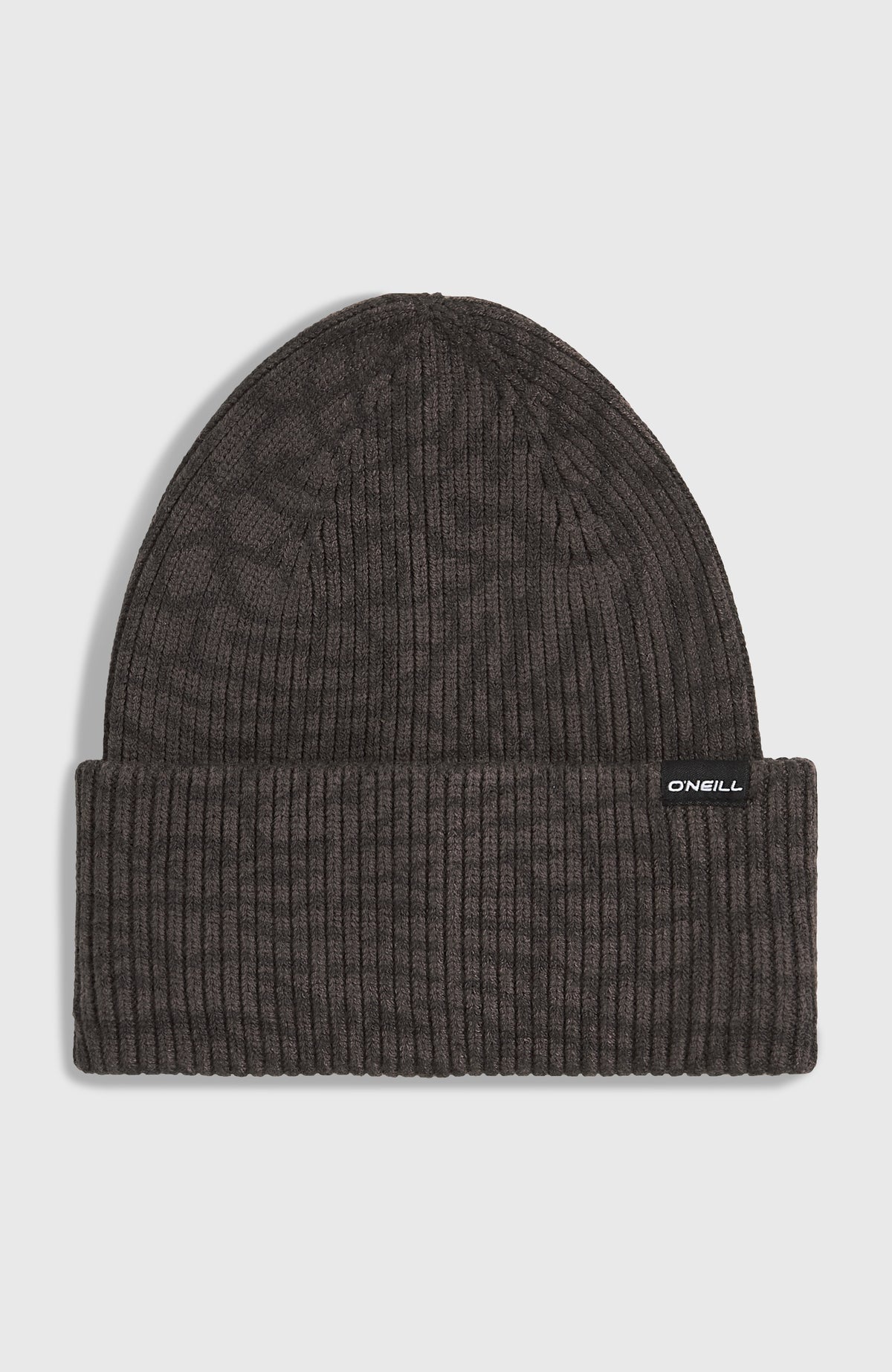 O'Neill FWC'Cruz Beanie für Damen, schwarz, freigestellt in Vorderansicht mit breitem Rippstrick-Umschlag und Logo-Label