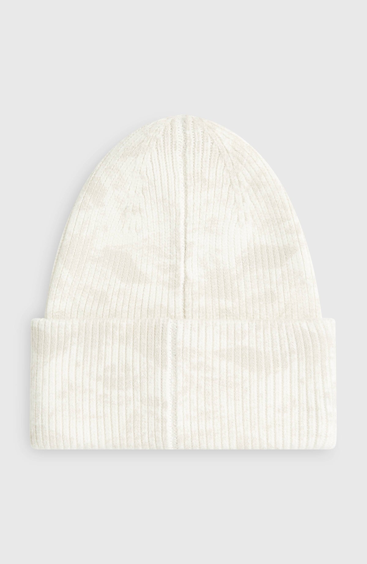 FWC'Cruz Beanie für Damen, weiß, freigestellt von hinten, gerippter Umschlag mit Mittelnaht