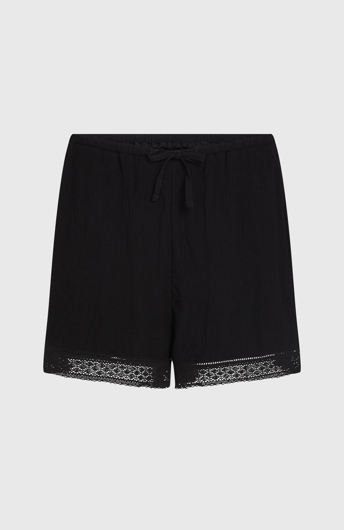 Schwarze Essentials Shorts mit Stickerei für Damen, freigestellt von vorne, Kordelzug und bestickter Saum