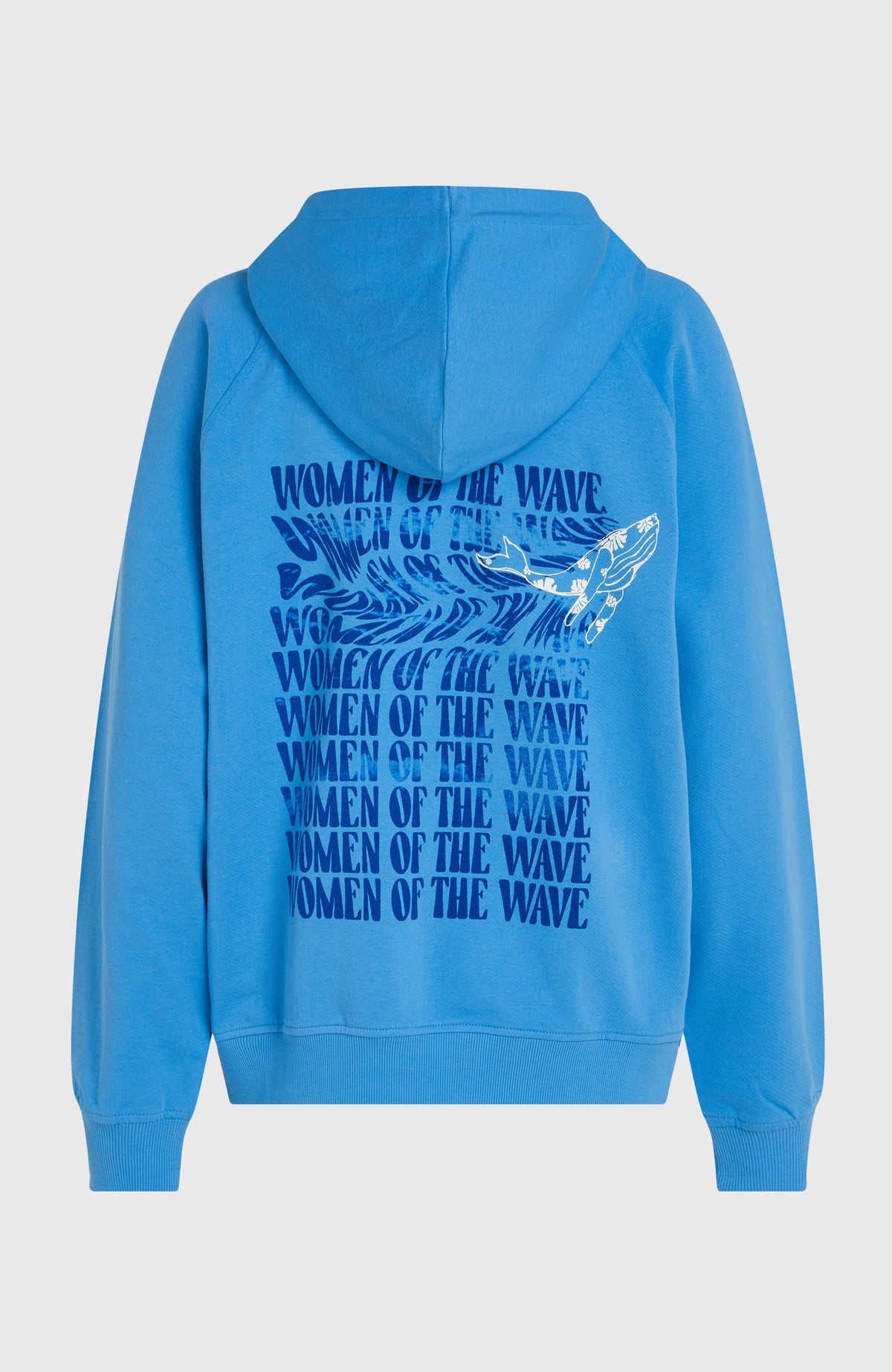 Women of the Wave Hoodie für Damen, blau, freigestellt von hinten mit großem Schriftzug und Wal-Grafik