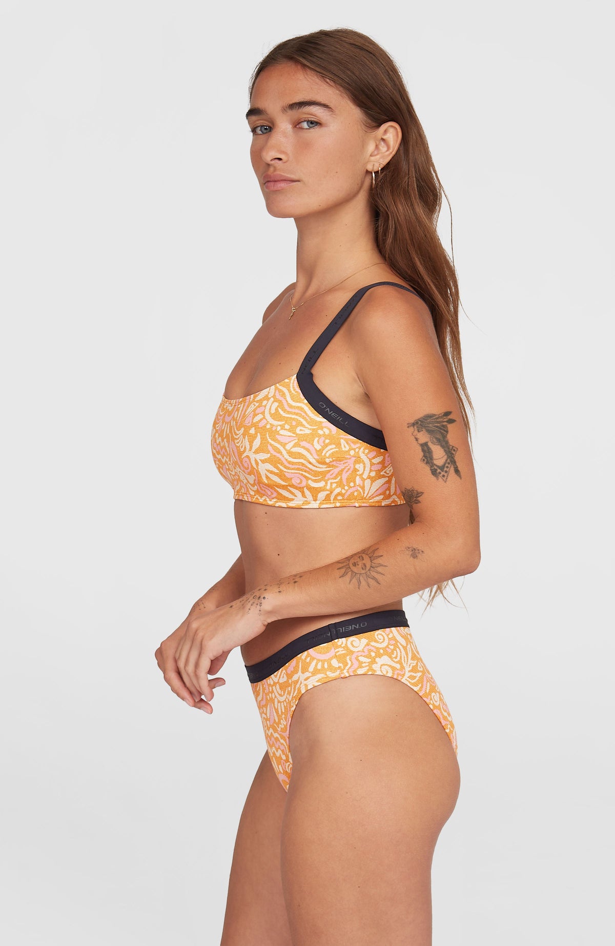 Sport Bikini-Set | Orange Abstract Wave