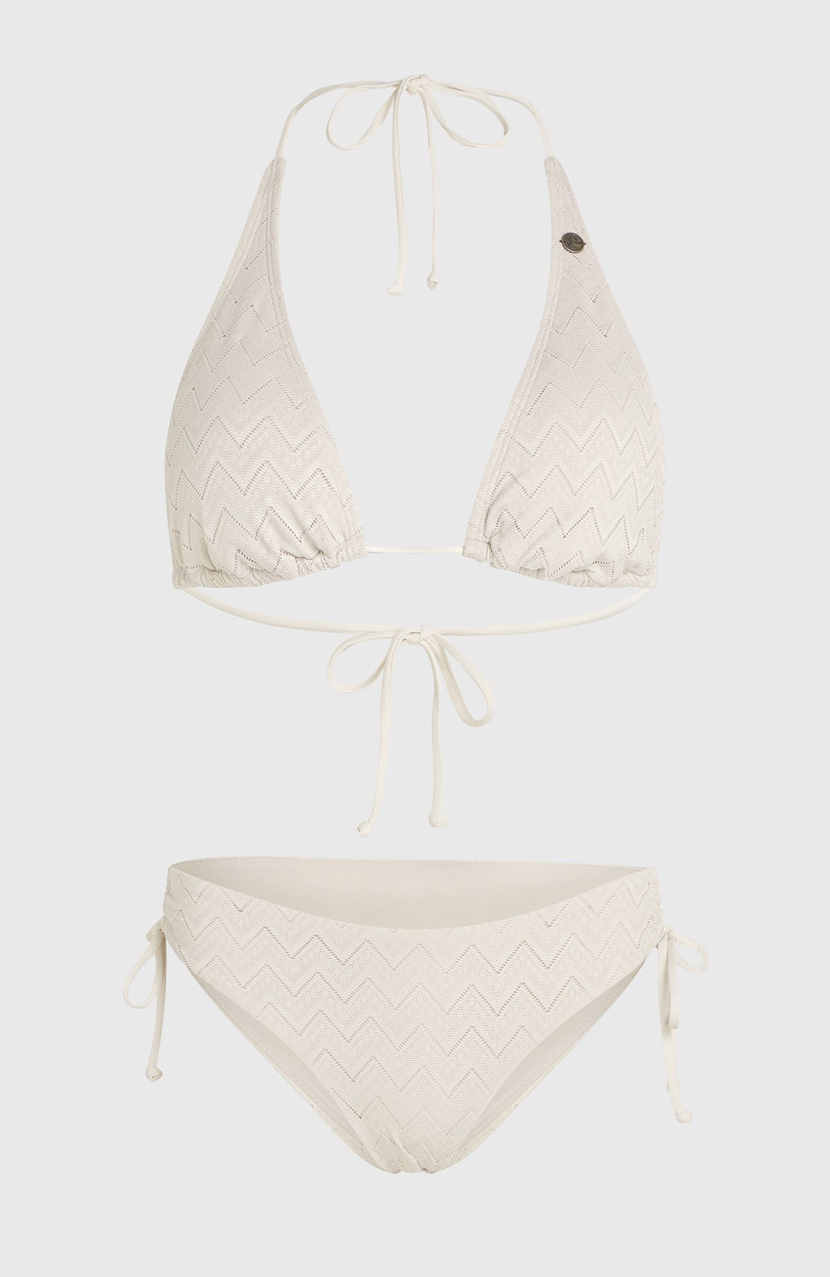 O'Riginals Häkel-Bikini-Set für Damen, weiß, freigestellt von vorne mit Oberteil und Bikinihose