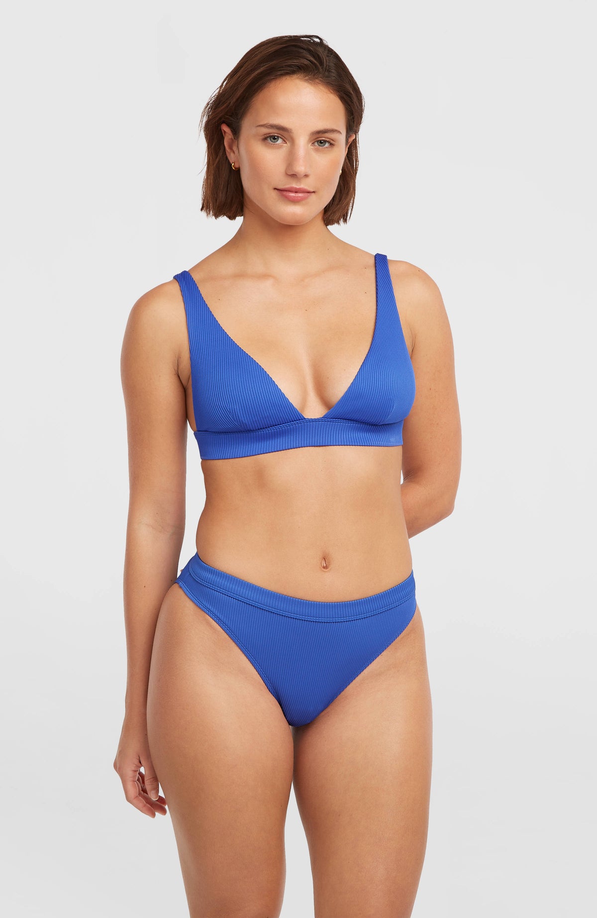 O'Neill Women of the Wave Cancun Bikini-Set für Damen, blau, Vorderansicht, getragen am Model