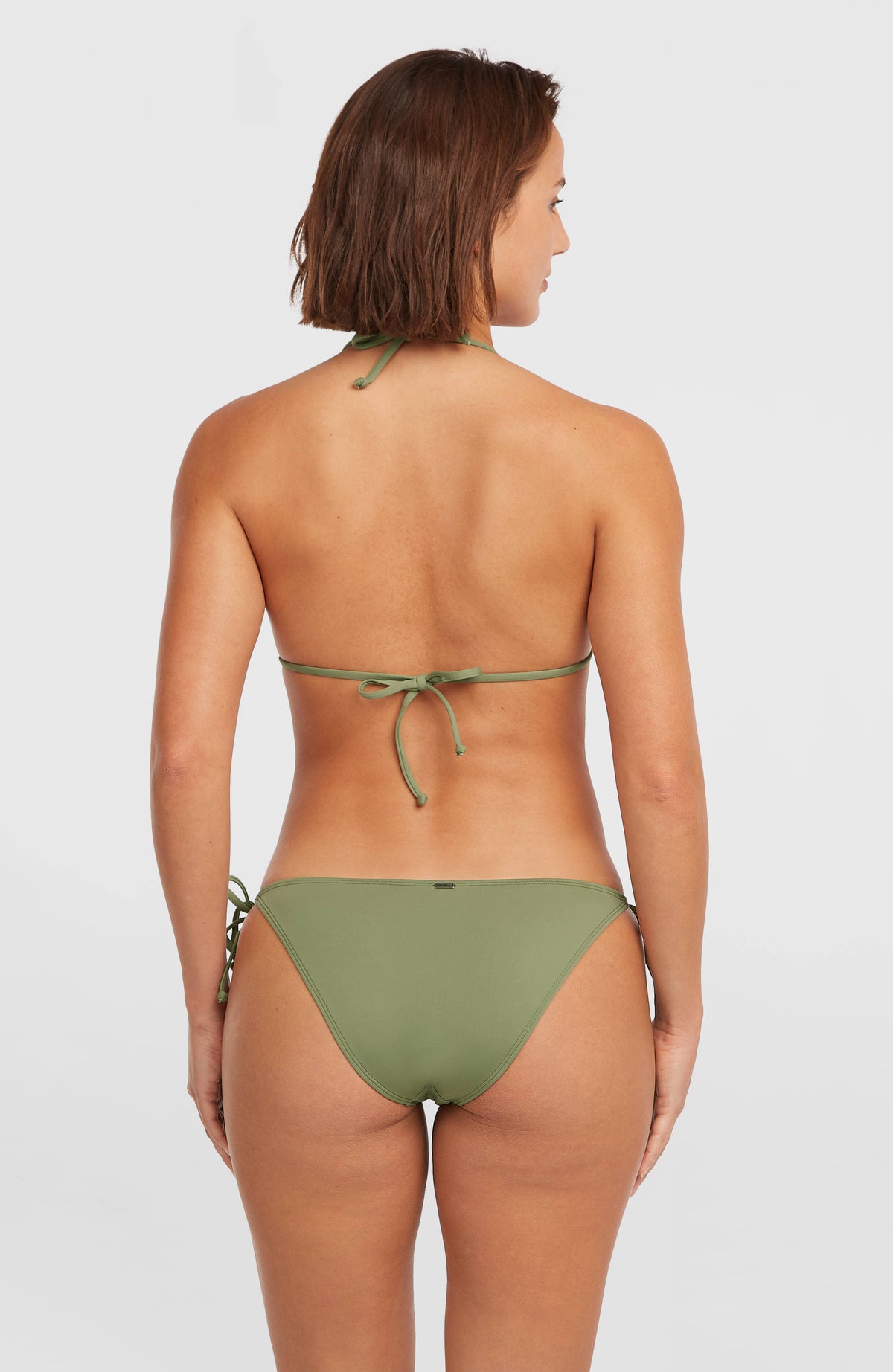 Essentials Capri Bondey Bikini-Set für Damen, grün, Rückansicht am Model mit gebundenem Oberteil und Bikinihose