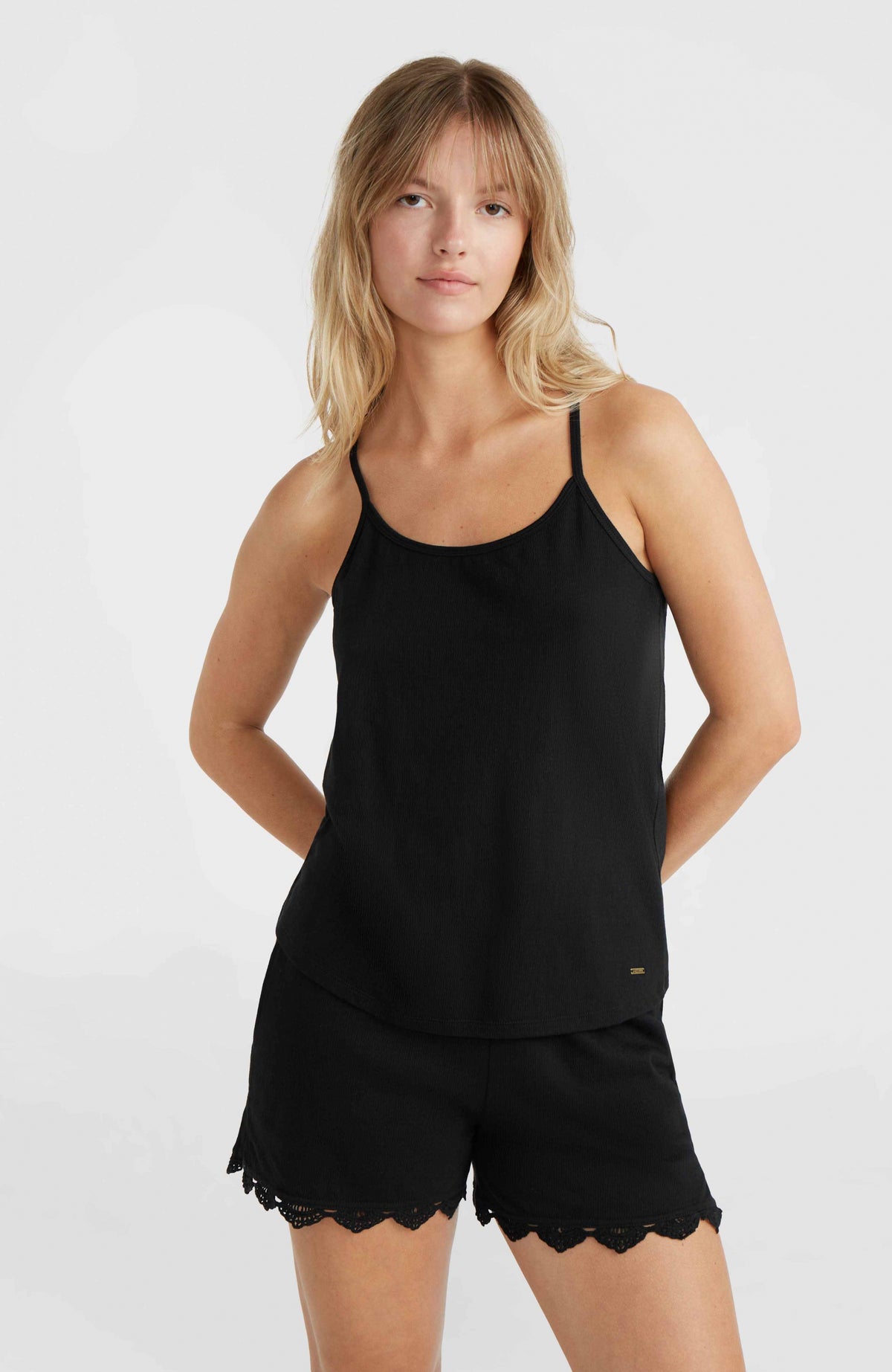 Essentials Ava Tanktop mit Spitze | Black Out
