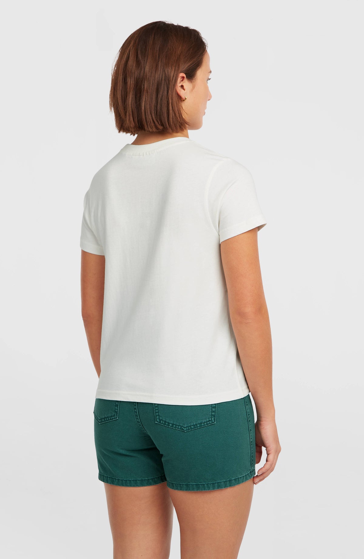 O'Riginals Badge T-Shirt für Damen, weiß, Rückansicht am Model