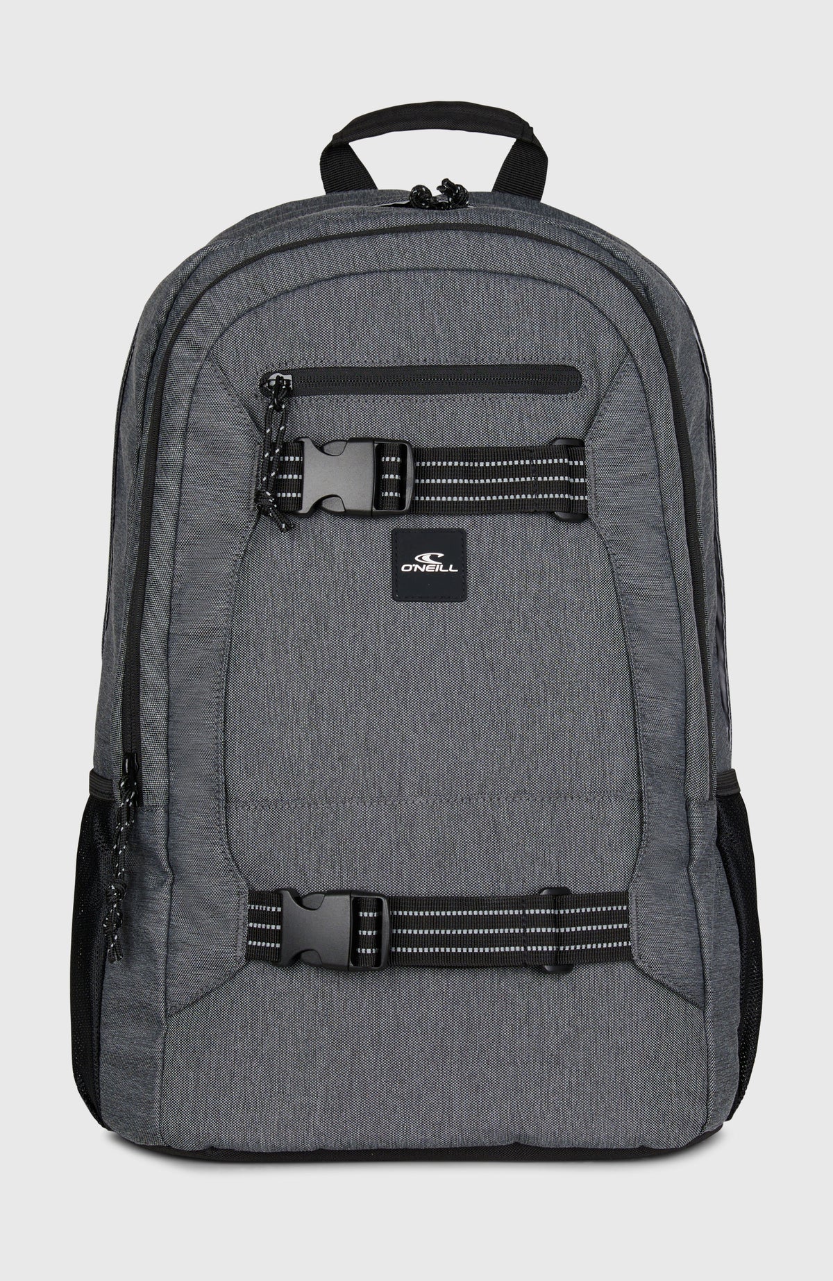 O'Neill Boarder Rucksack für Herren, grau, freigestellt von vorne mit Schnallen und Reißverschlusstasche