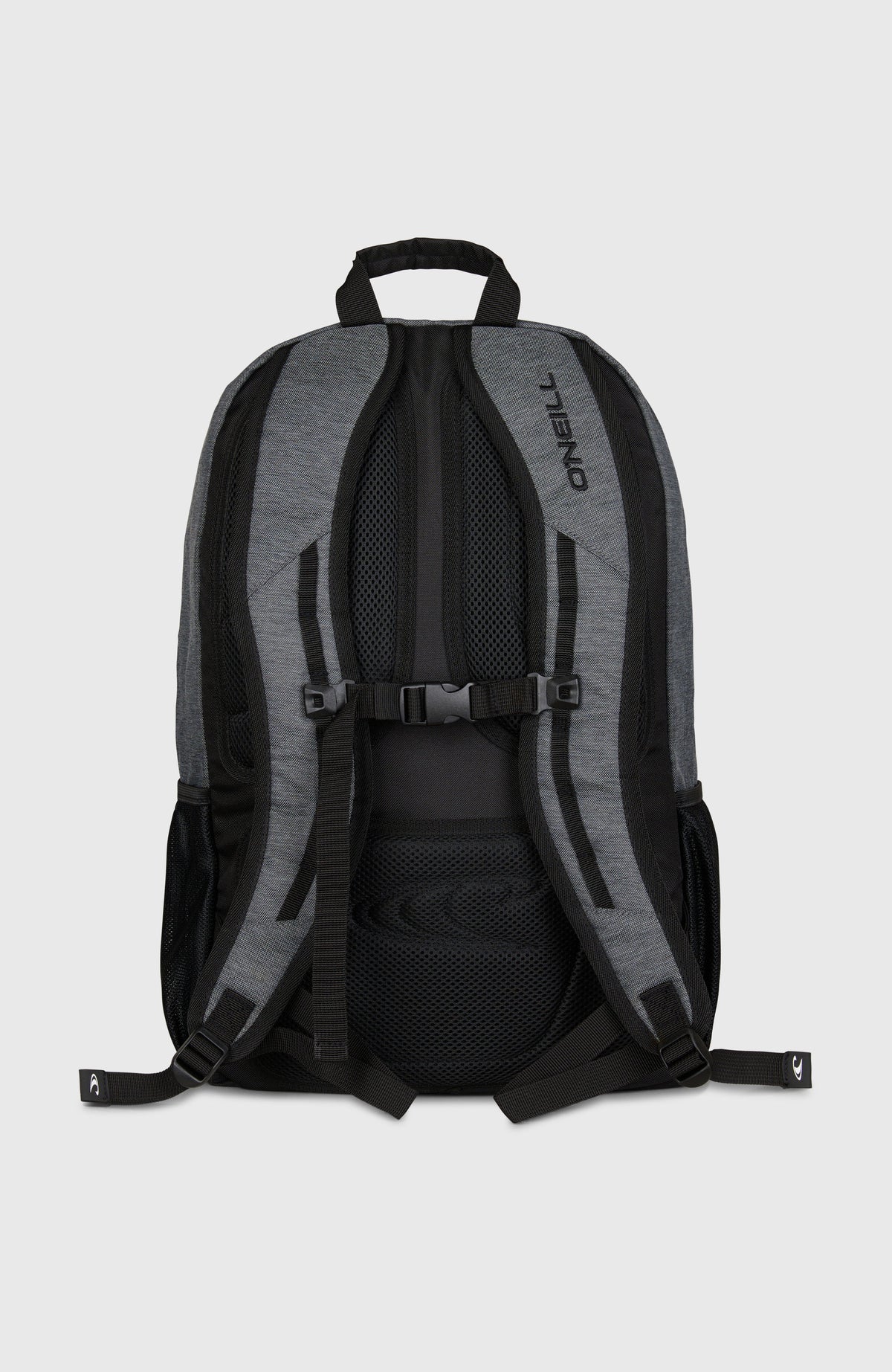 Boarder Rucksack für Herren, grau, freigestellt von hinten mit gepolsterten Trägern und Brustgurt