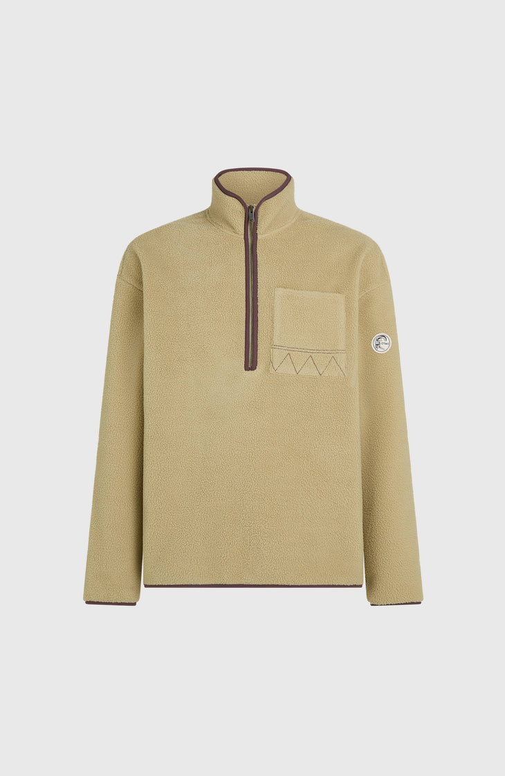 O'Riginals Fleecepullover für Herren, beige, freigestellt von vorne mit Brusttasche und Zipper