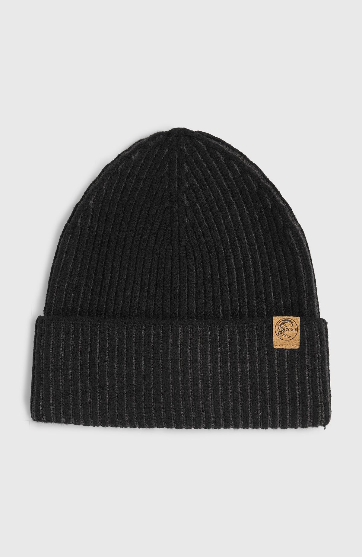 O'Neill O'Riginals Beanie, schwarz, freigestellt von vorne, gerippte Strickoptik mit Logo-Patch am Umschlag