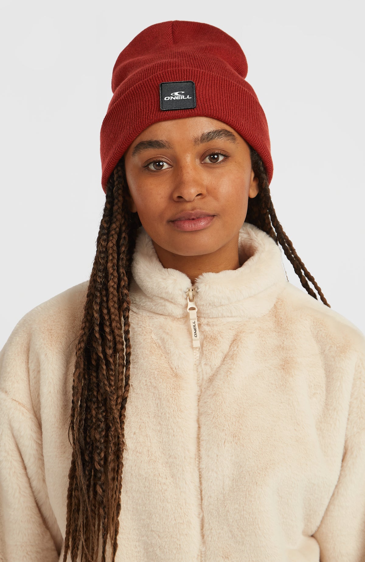 Snow Beanie für Herren, orange, getragen am Model, Vorderansicht