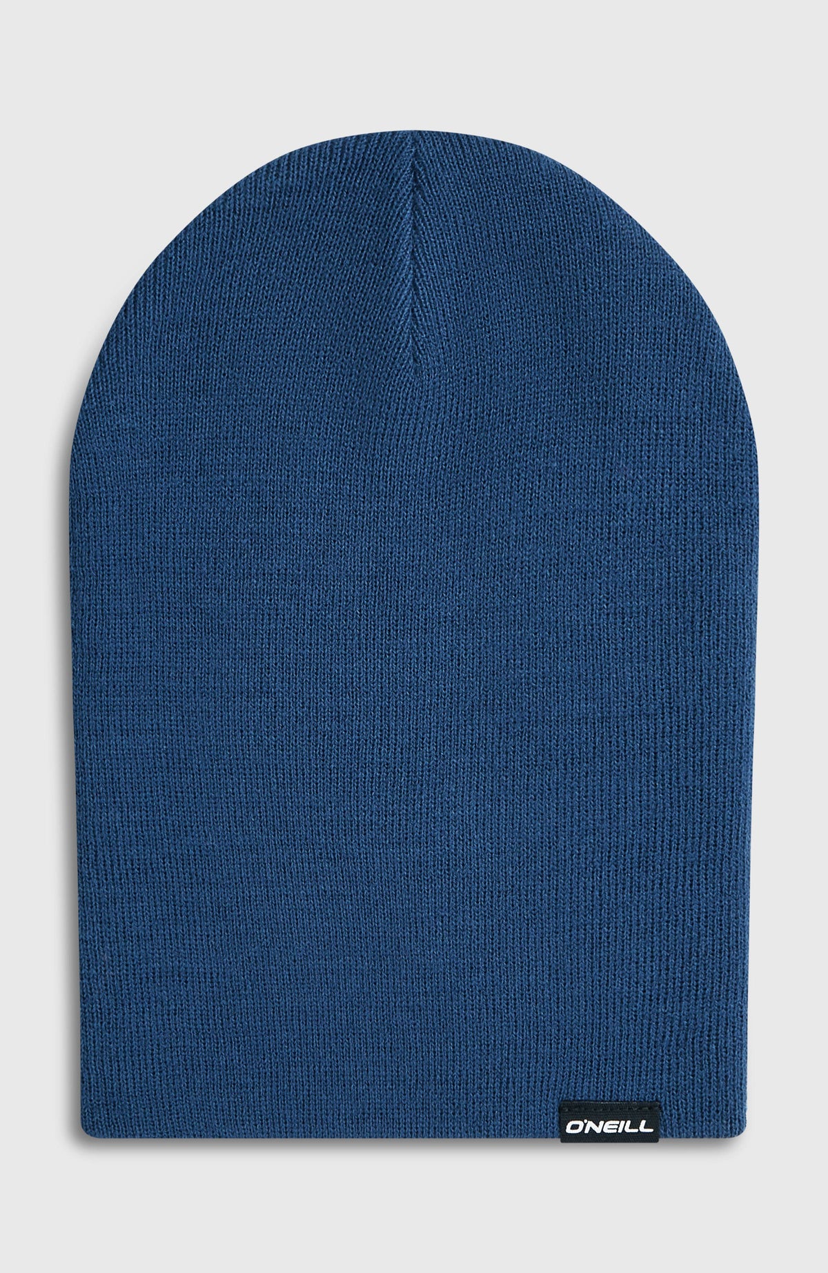 O'Neill Dolomite Beanie für Herren, blau, freigestellt von vorne mit kleinem Logo-Label am Saum