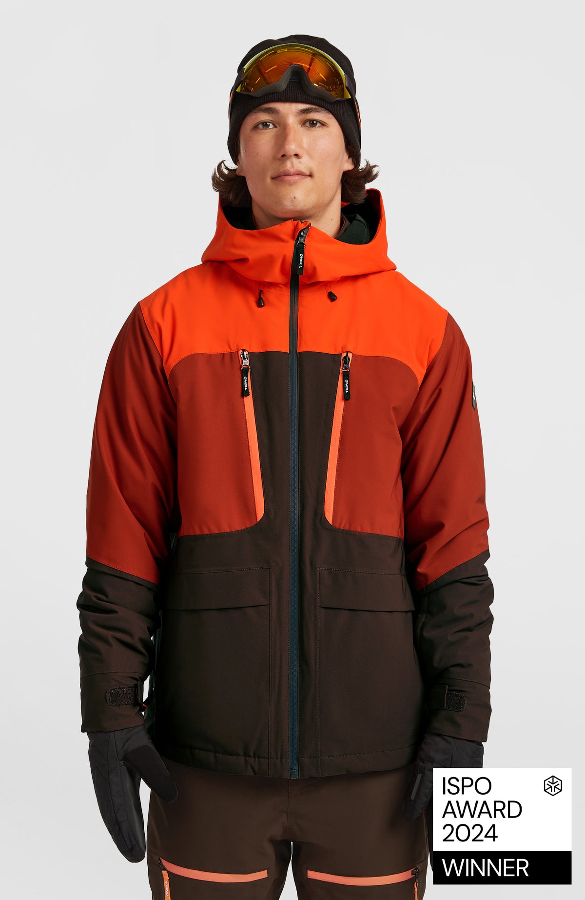 O'Neill FWC'Peak Fire Skijacke für Herren, rot, Vorderansicht am Model mit Kapuze