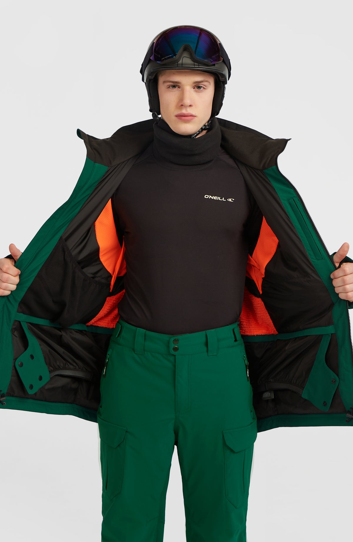 FWC'Peak Skijacke für Herren, grün, geöffnete Vorderansicht getragen am Model mit Innenfutter-Detail