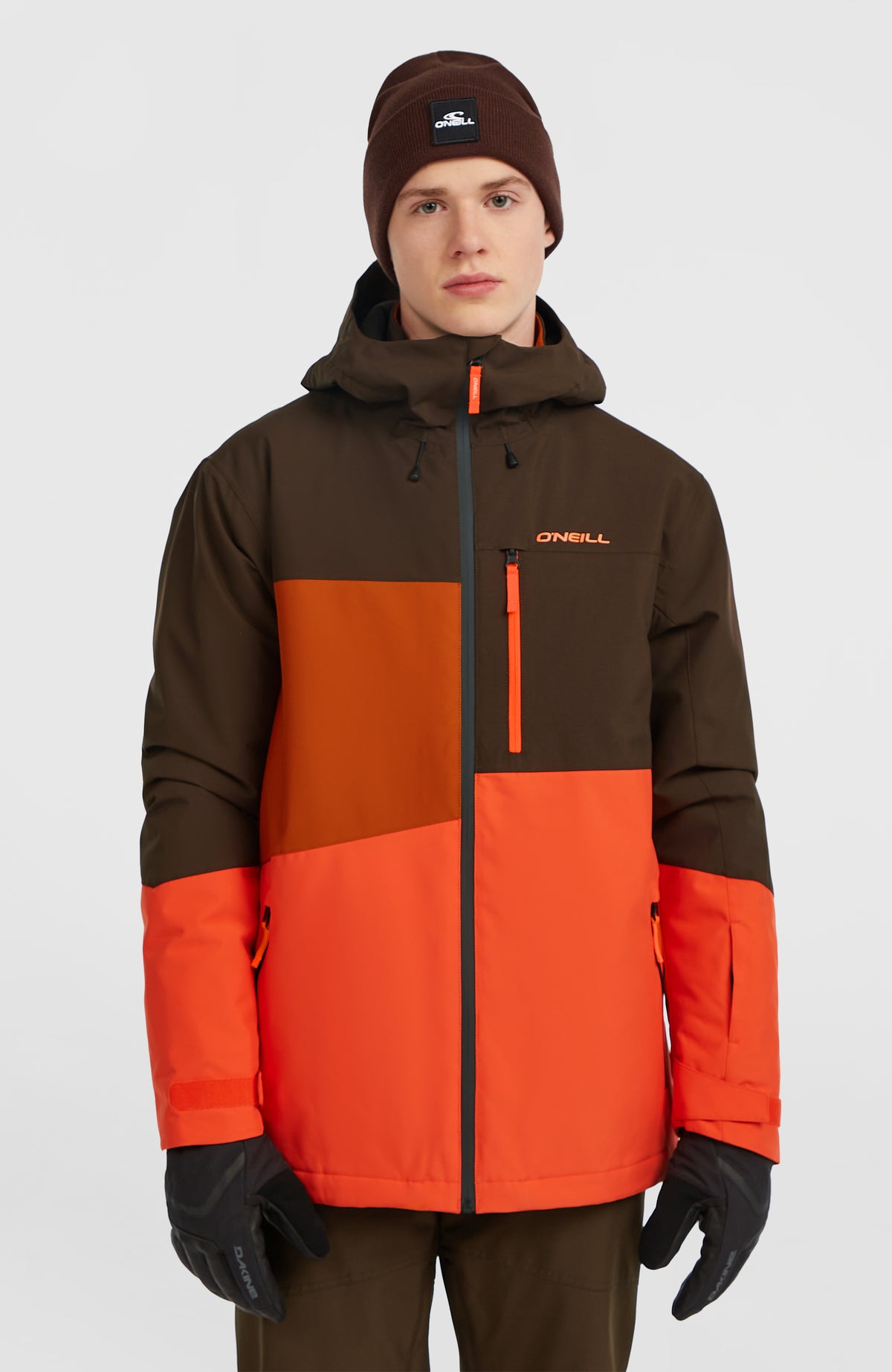 O'Neill FWC'Cruz Triple Skijacke für Herren, braun, Vorderansicht am Model