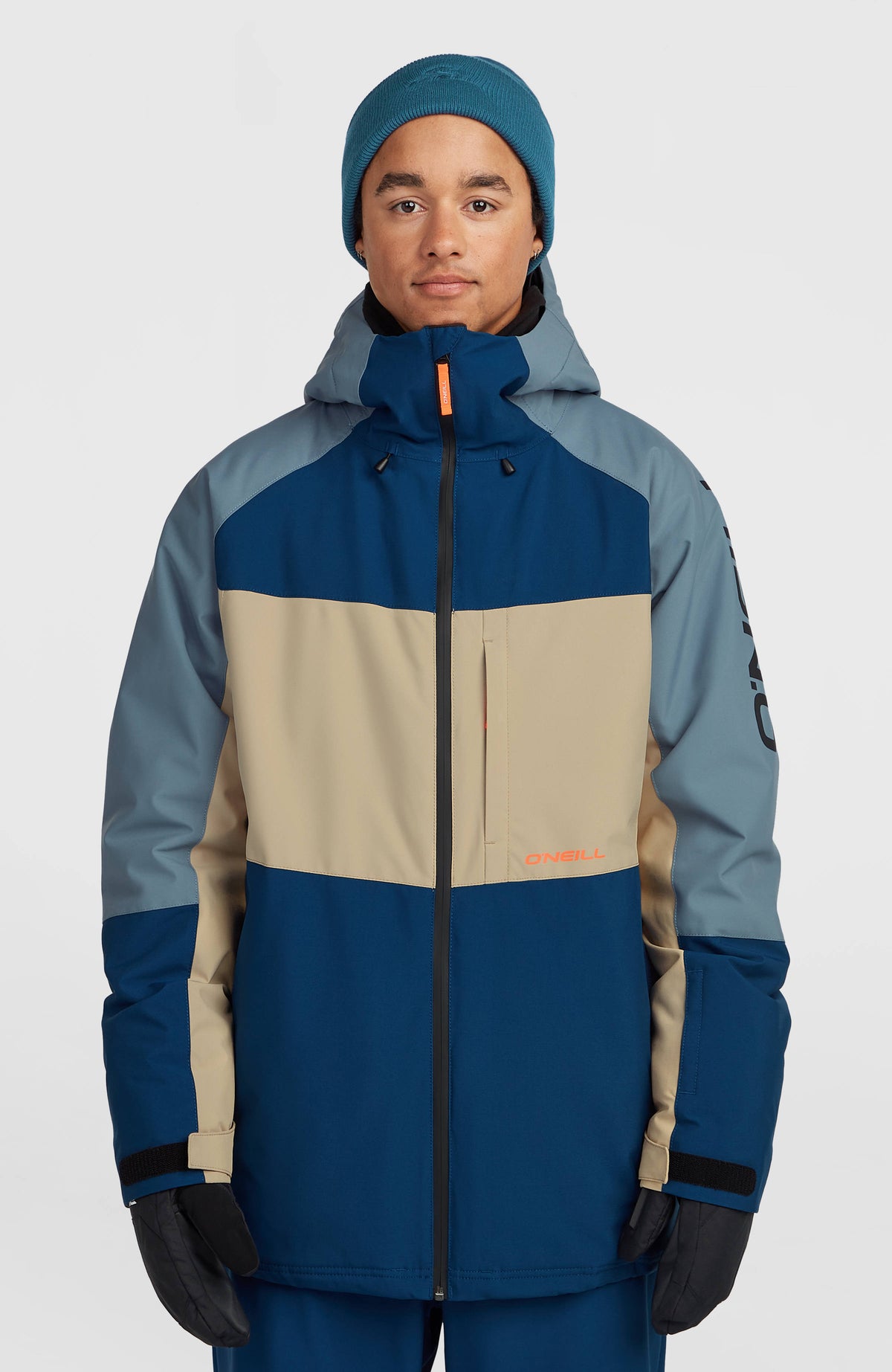 O'Neill FWC'Cruz Mean Machine Skijacke für Herren, blau, Vorderansicht am Model