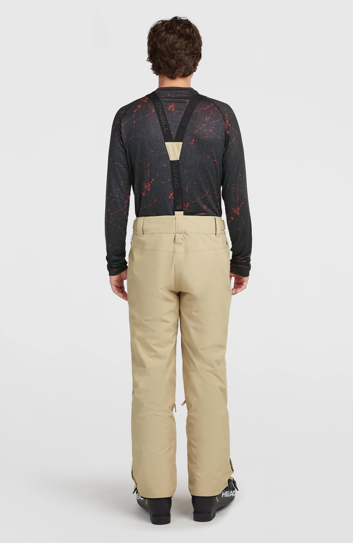 FWC'Cruz Skihose mit Trägern für Herren, beige, Rückansicht am Model mit elastischen Trägern