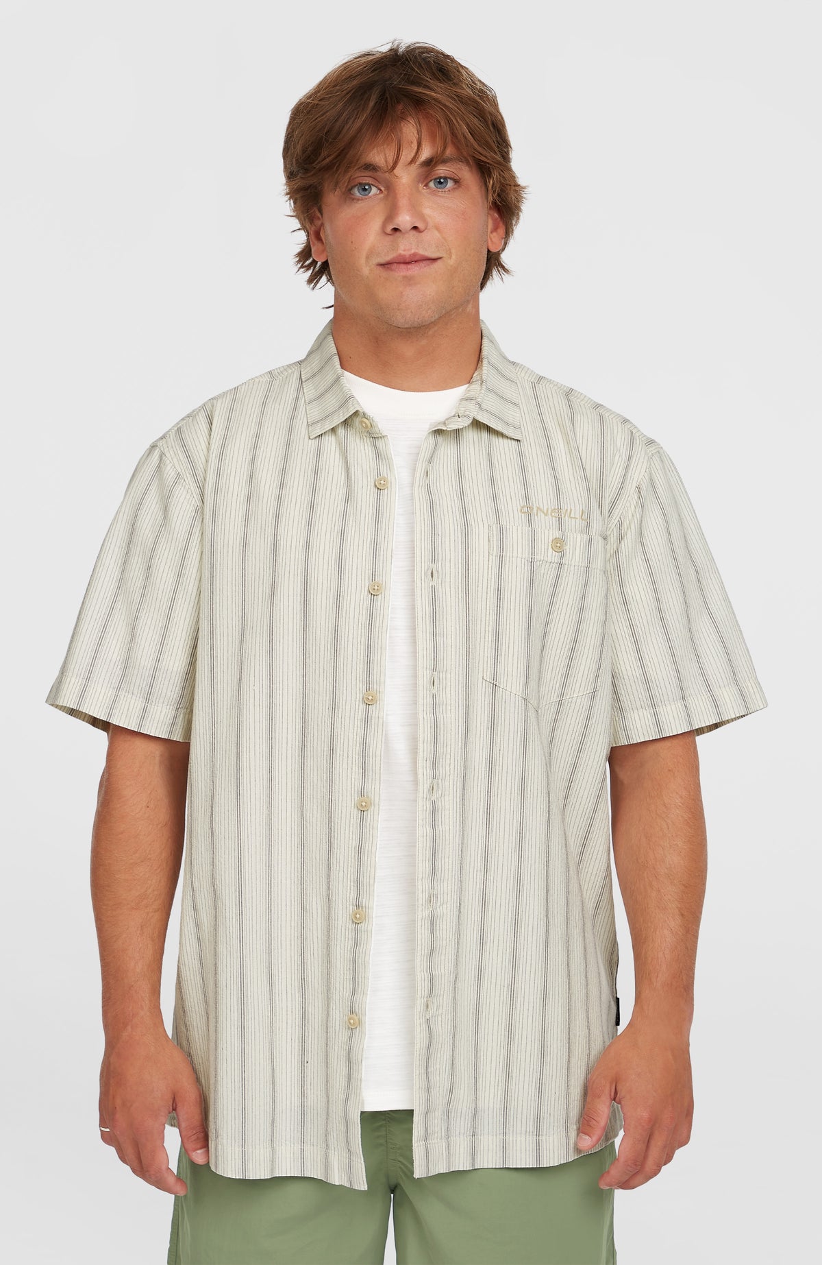 O'Neill Jacquard Stripe Hemd für Herren, beige mit Streifenmuster in Schwarz, Vorderansicht, getragen am Model