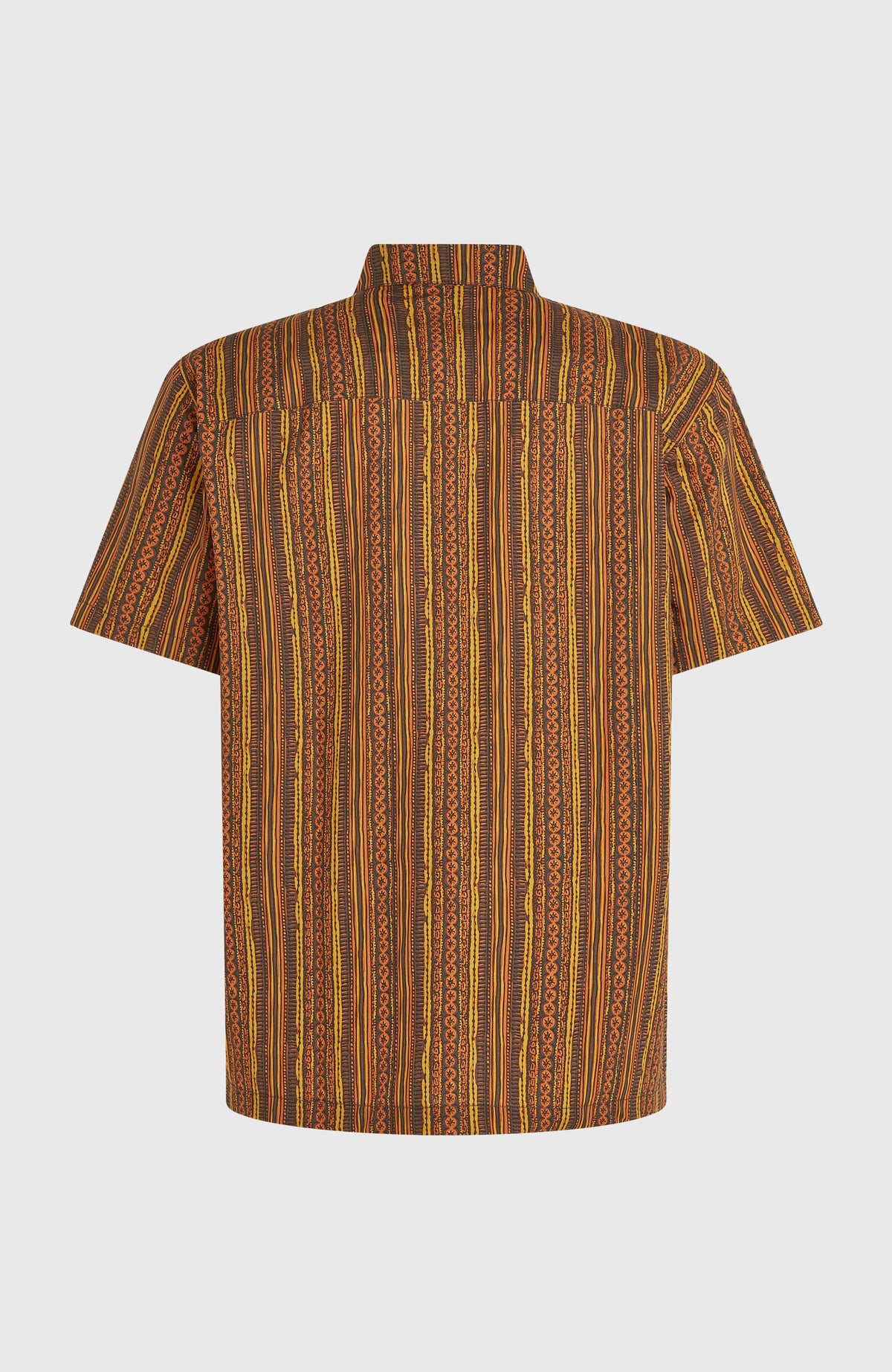 Print-Shirt für Herren, orange mit Streifenmuster in Gelb und Braun, freigestellt von hinten