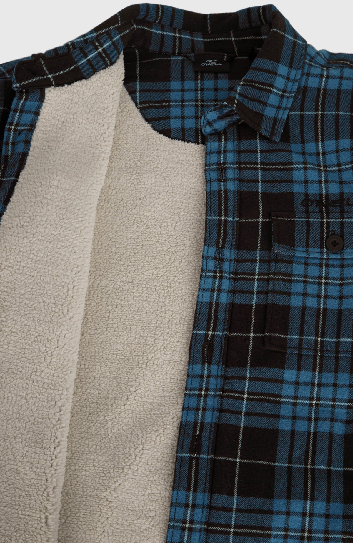 Must-Have Hemd mit Fleecefutter für Herren, blau mit Karomuster in Schwarz, Nahaufnahme des hellen Innenfutters