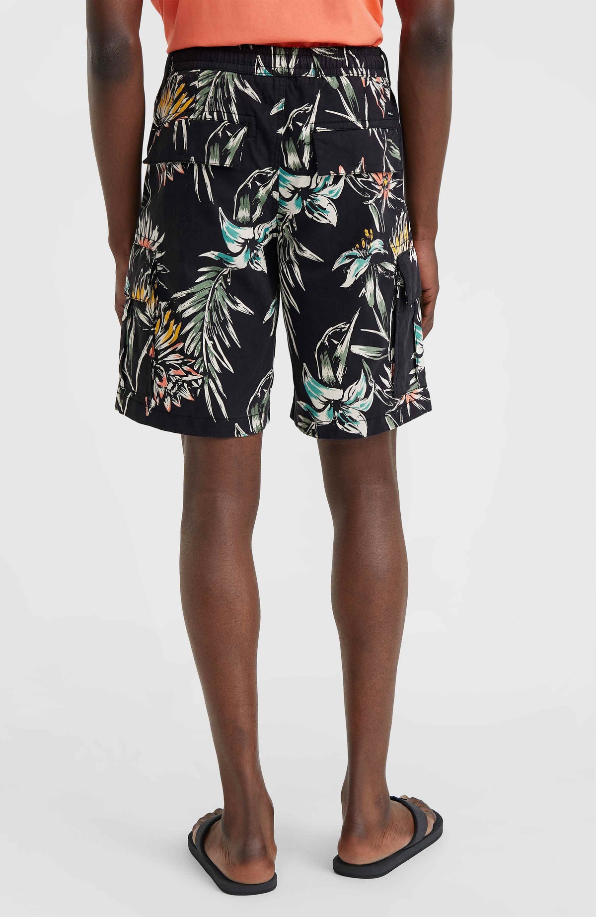 Essentials Cargo-Shorts | Black Tropicana