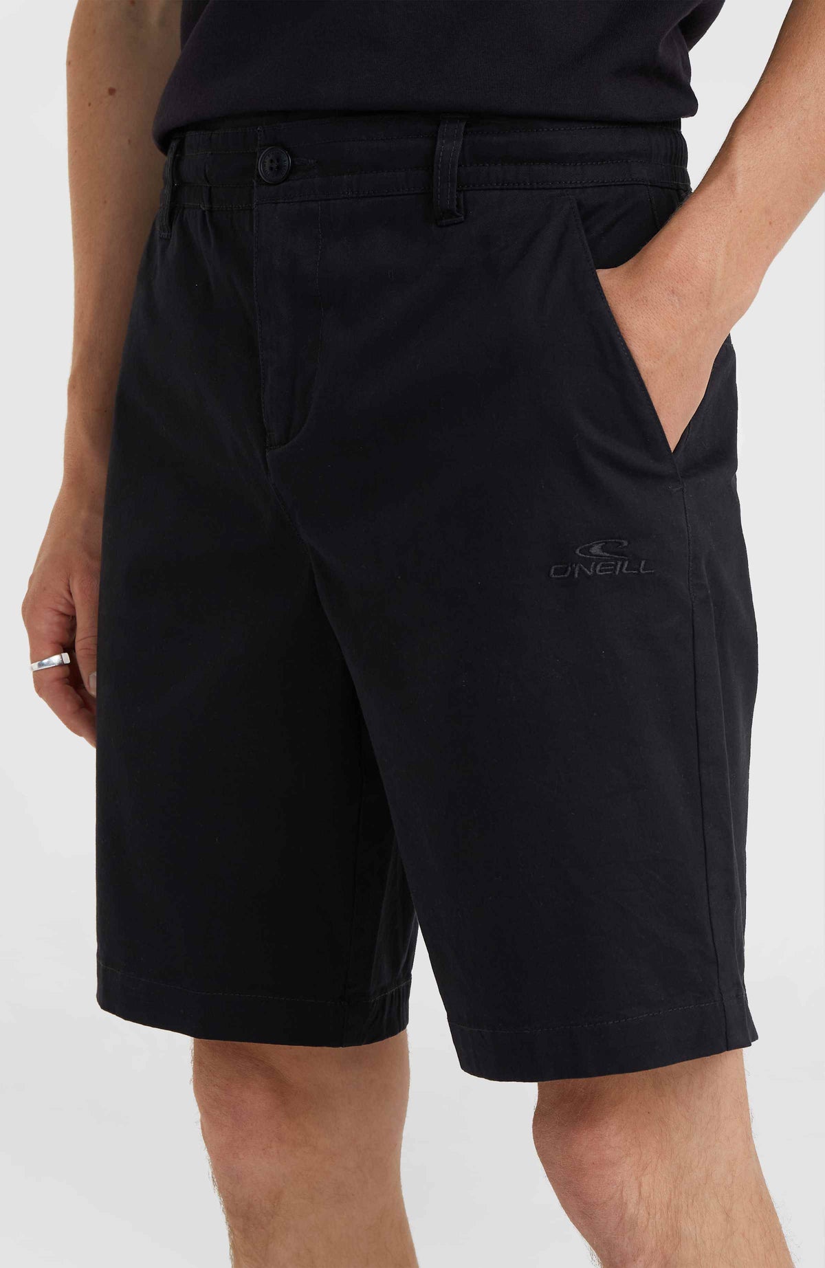 Essentials Chino-Shorts | Raven