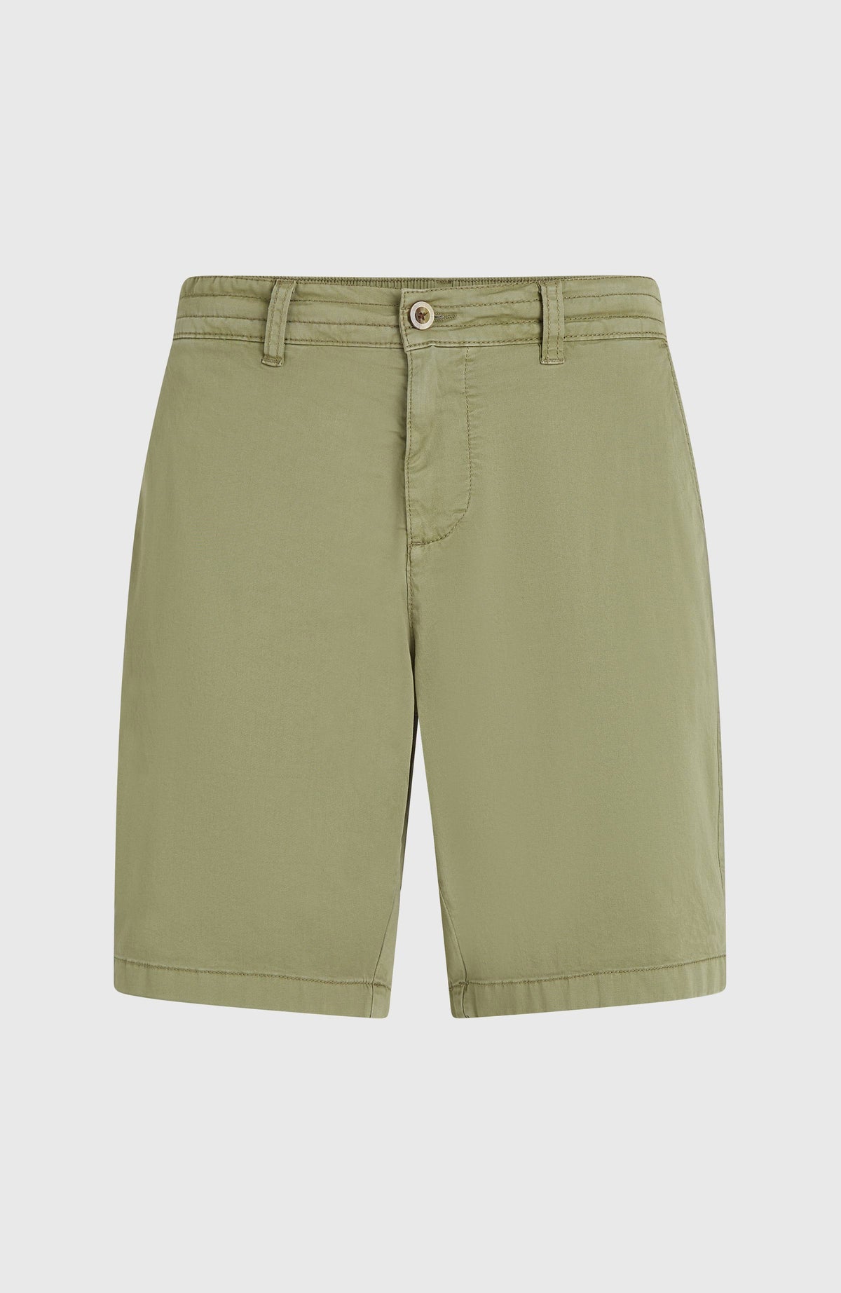 Grüne Essentials Chino-Shorts für Herren, flach liegend von vorne, Bund mit Gürtelschlaufen und Verschlussknopf