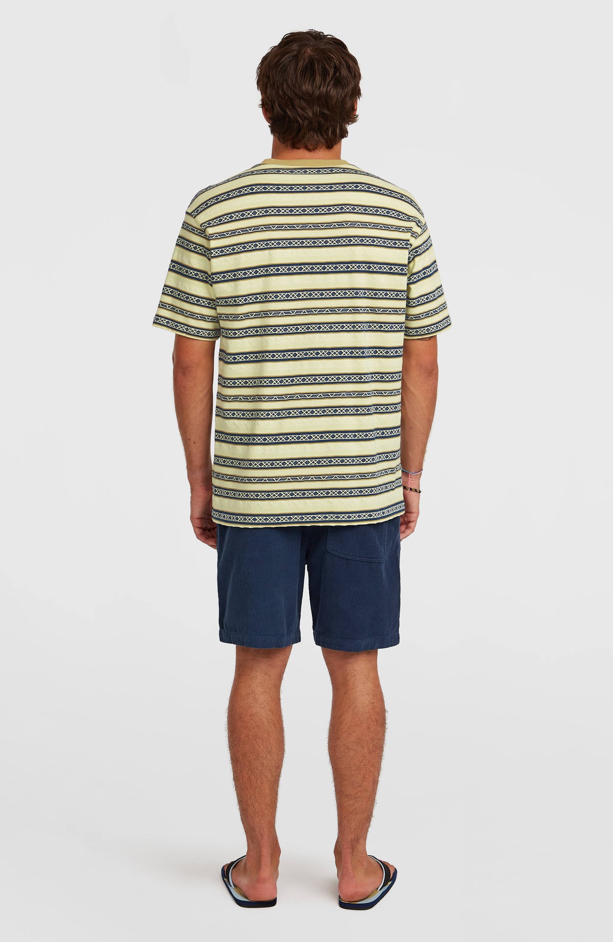 O'Riginals Cord-Shorts für Herren, blau, Rückansicht getragen am Model mit Gesäßtasche