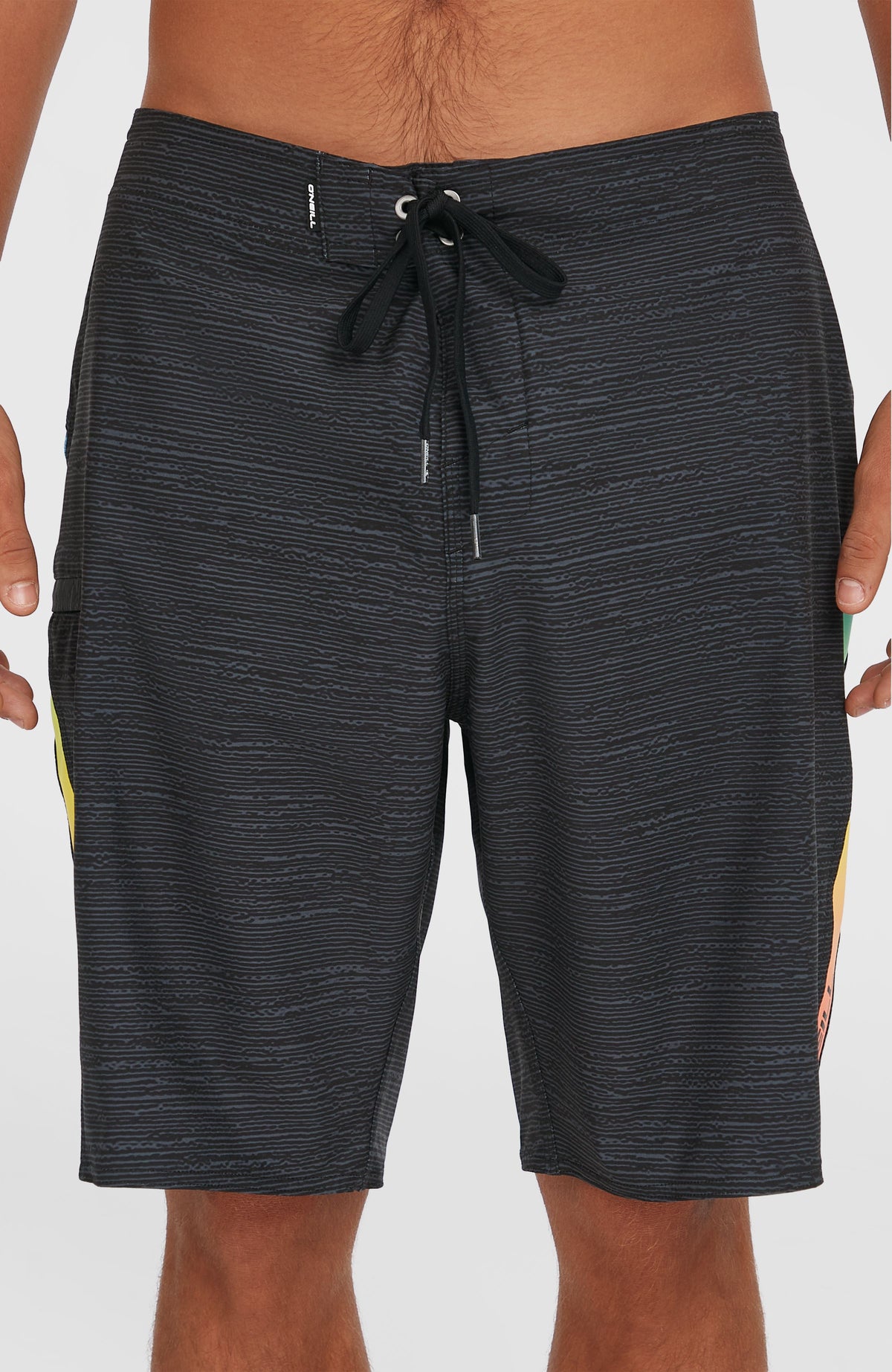 Superfreak Mysto 20'' Boardshorts für Herren, schwarz, Nahaufnahme von Bund und Kordelzug