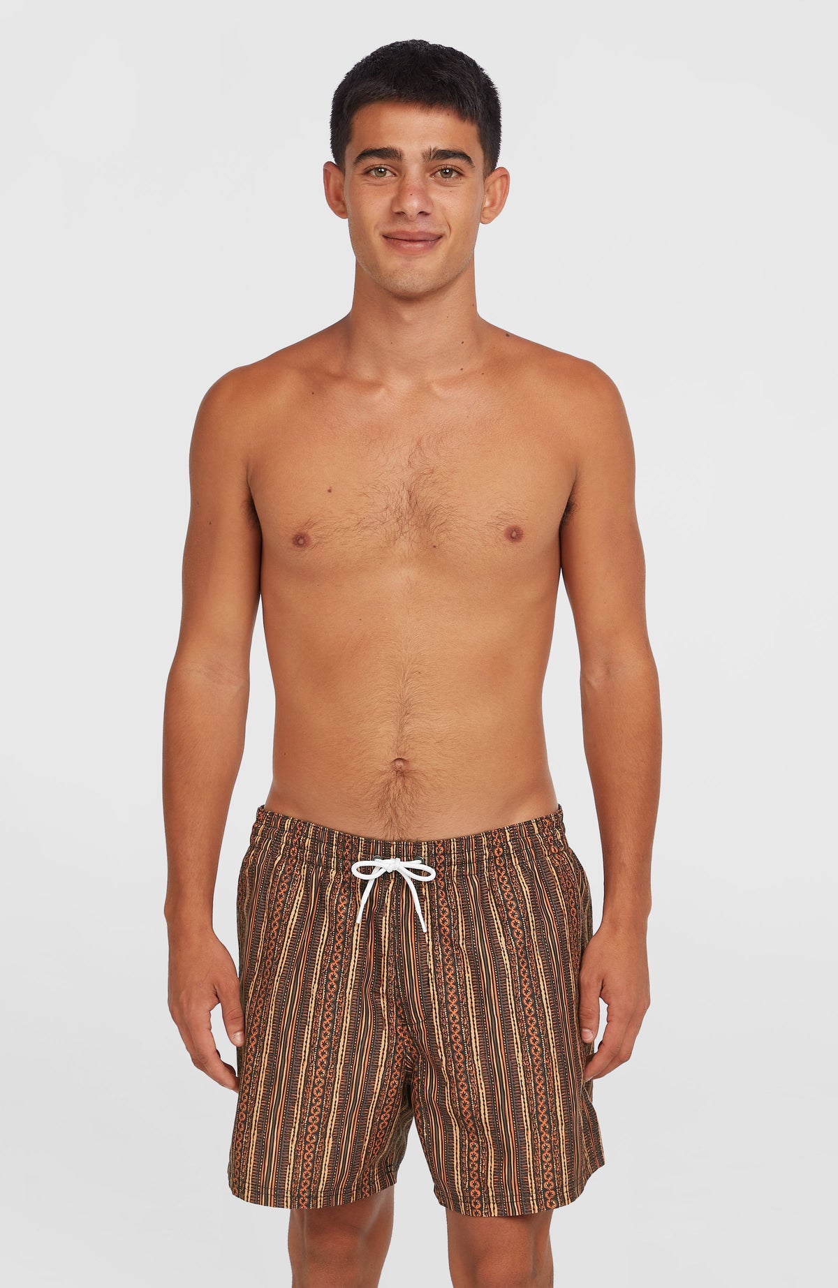 O'Neill Cali Print 15'' Badehose für Herren, orange mit Streifenmuster in Braun und Schwarz, Vorderansicht am Model