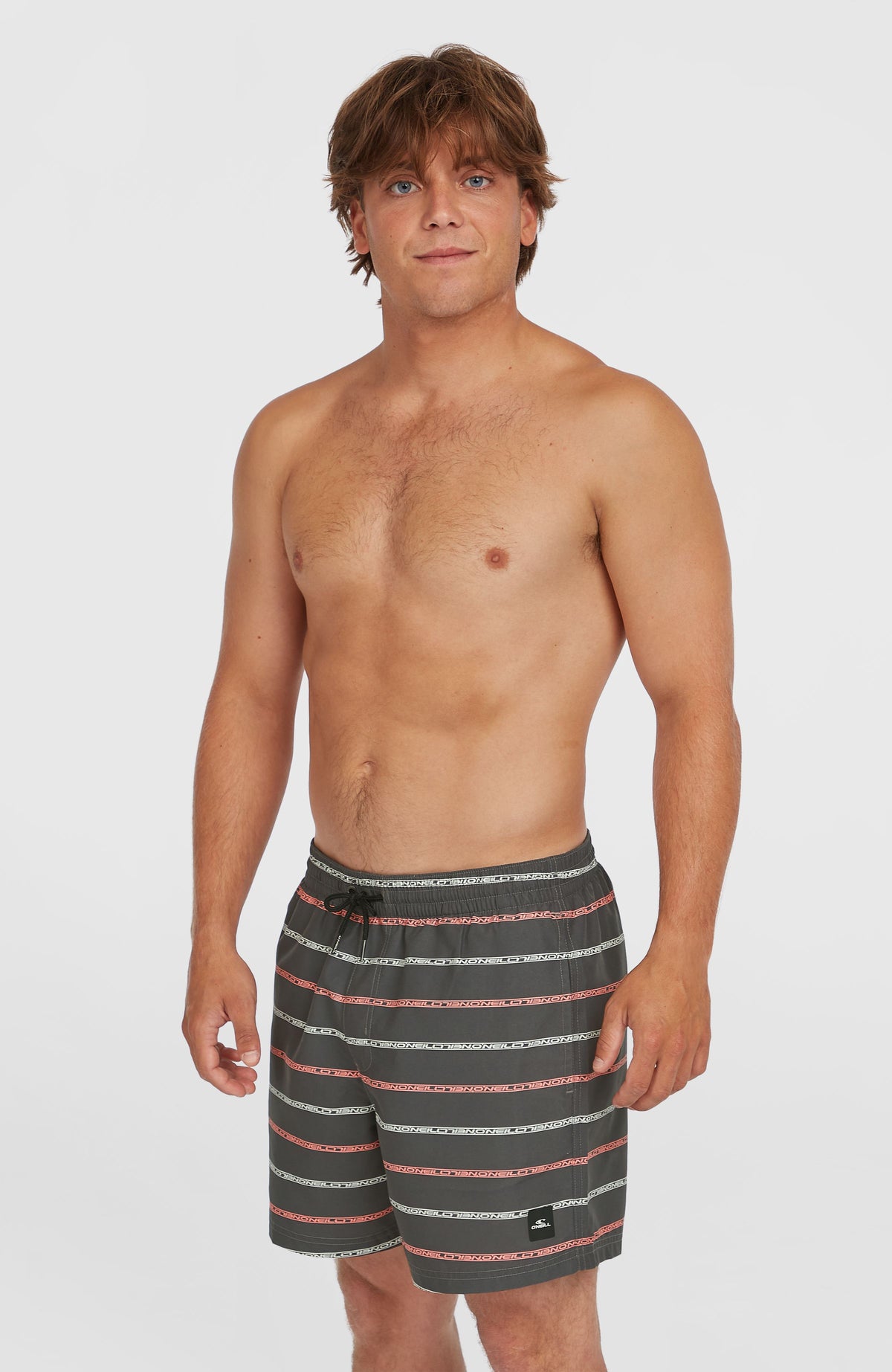 O'Neill Cali First 15'' Badehose für Herren, grau mit Streifenmuster in Weiß und Rosa, am Model von vorne