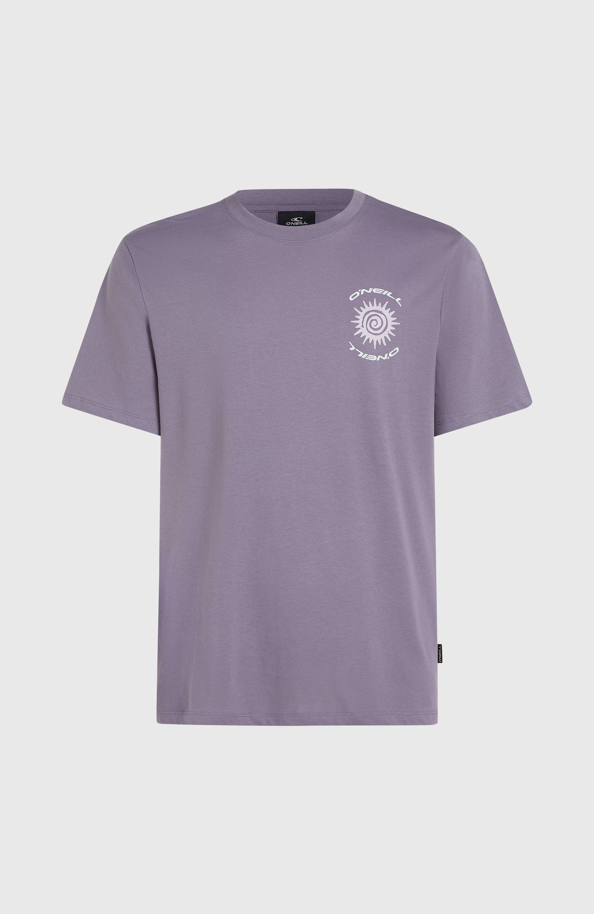 Photo Print T-Shirt für Herren, lila mit kleinem Grafikprint in Weiß und Schwarz auf der Brust, freigestellt