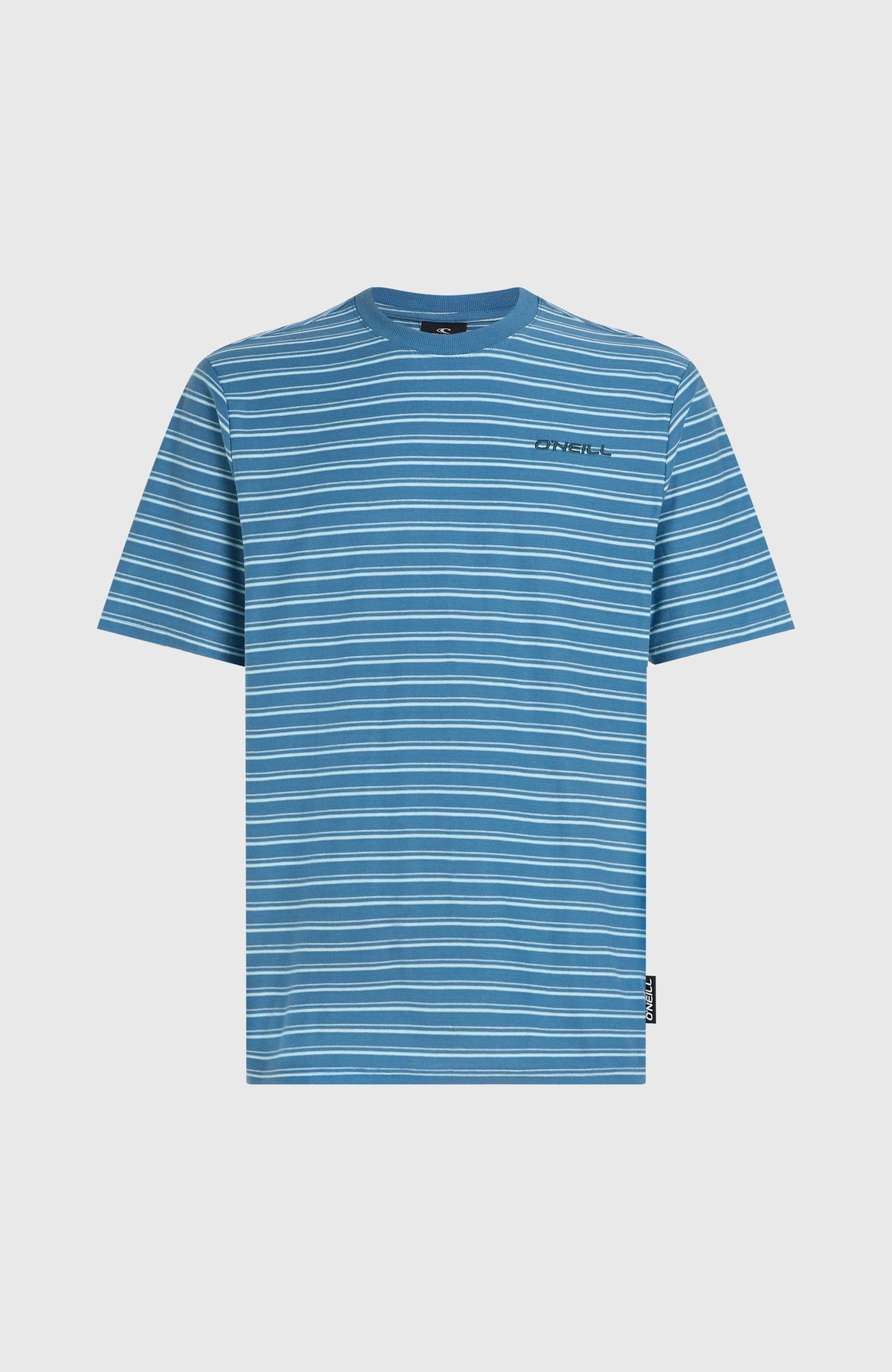 Yarn Stripe T-Shirt für Herren, blau mit Streifenmuster in Weiß und Hellblau, freigestellt von vorne