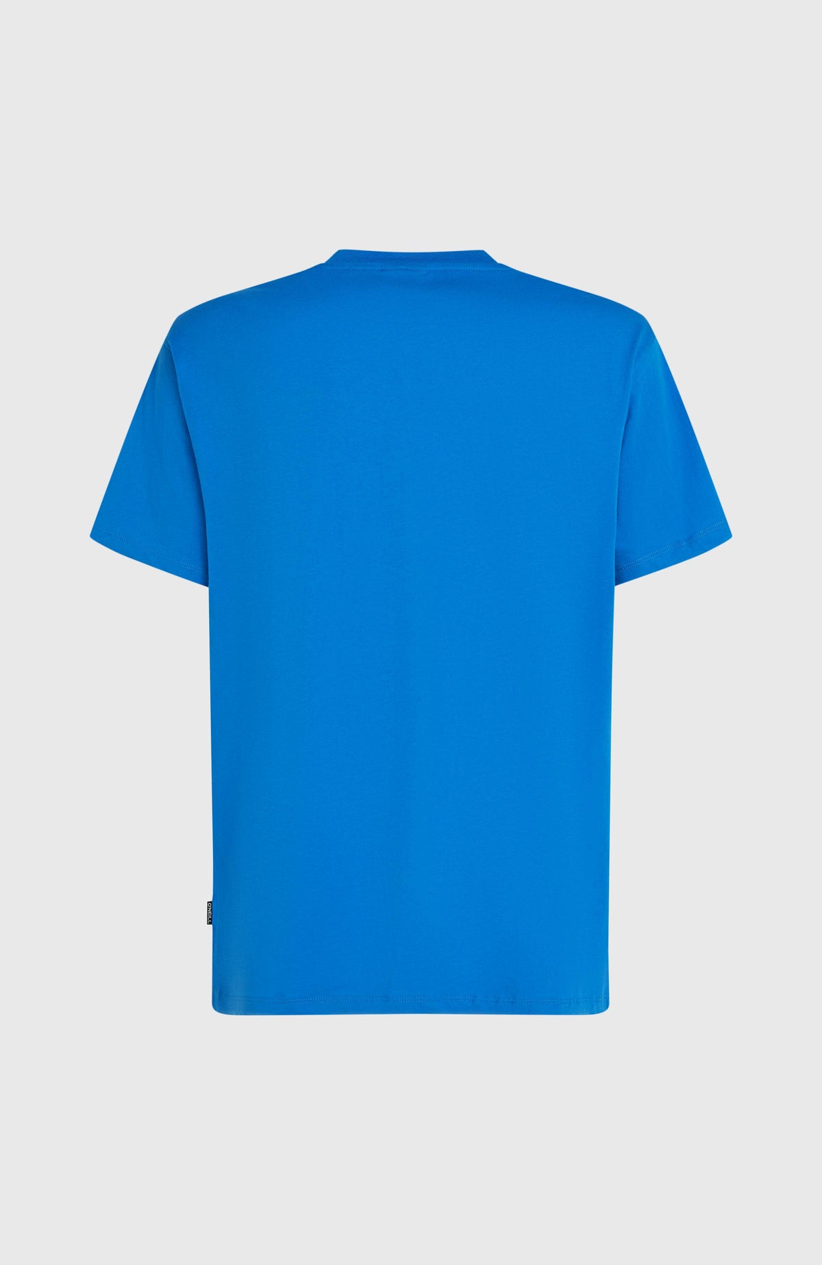 Muir T-Shirt für Herren in Blau, freigestellt von hinten mit dezentem Logo-Label am Saum