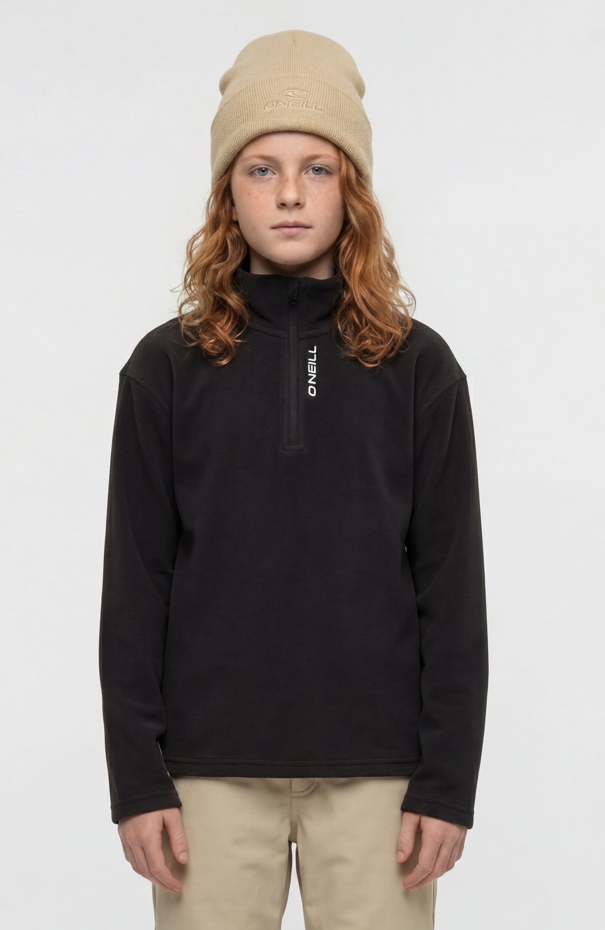 O'Neill FWC'Cruz Jack's Polartec® Fleecepullover mit Halbreißverschluss für Mädchen, schwarz, Vorderansicht am Model