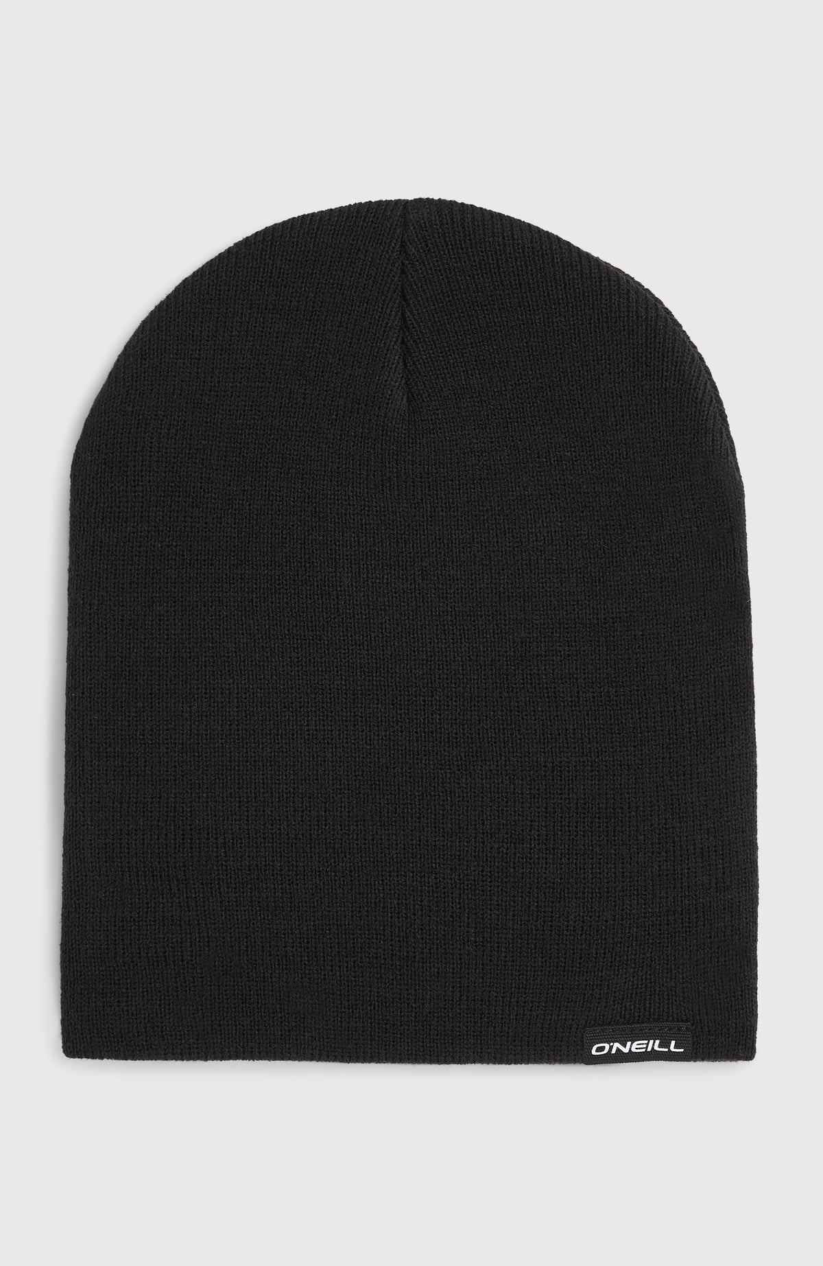 O'Neill Dolomite Beanie für Jungen, schwarz, flach liegend von vorne mit kleinem Logo-Badge am Saum