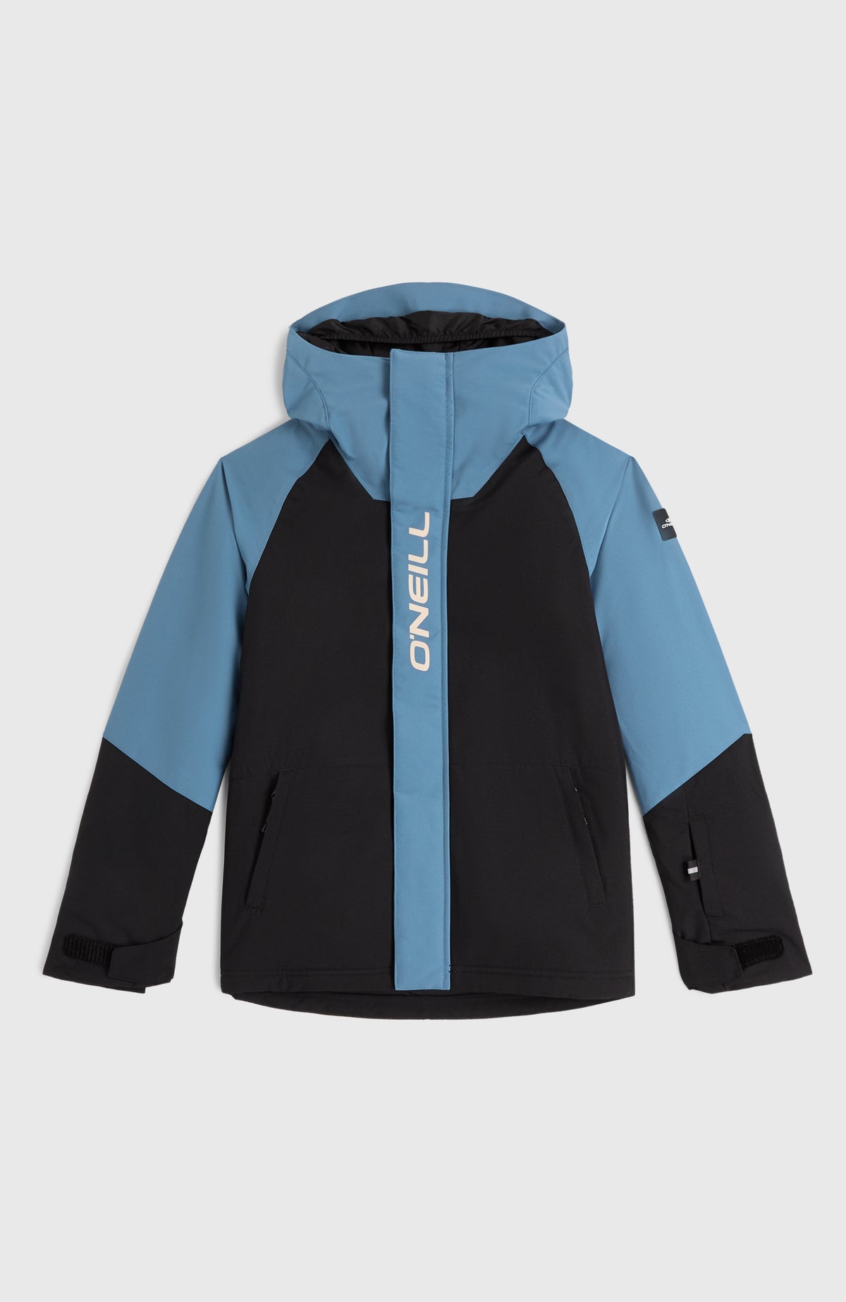 FWC'Play Ski- und Snowboardjacke für Jungen, blau, flach liegend von vorne mit vertikalem Logo-Schriftzug