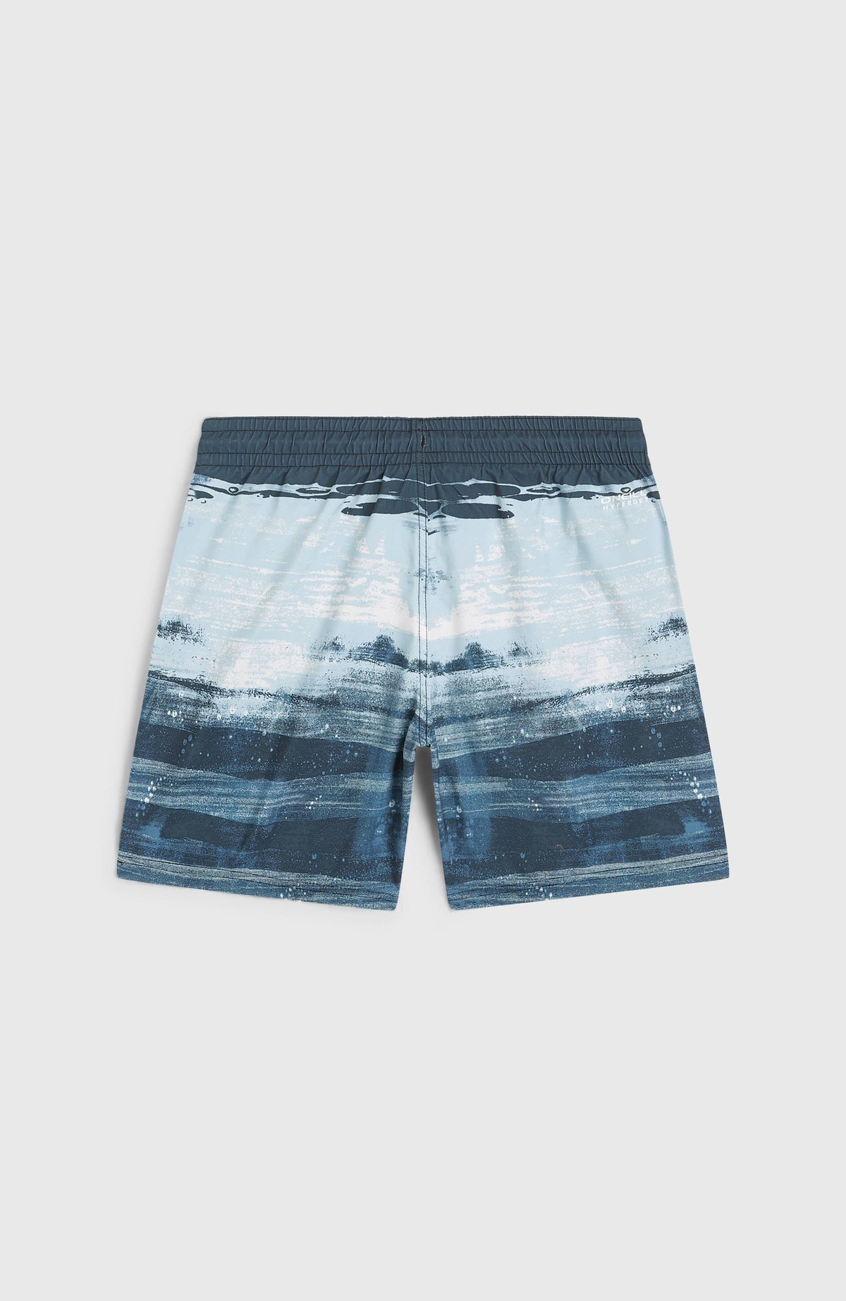 Cali Gradient 14'' Badehose für Jungen, blau mit Streifenmuster in Hellblau, flach liegend von hinten, elastischer Bund