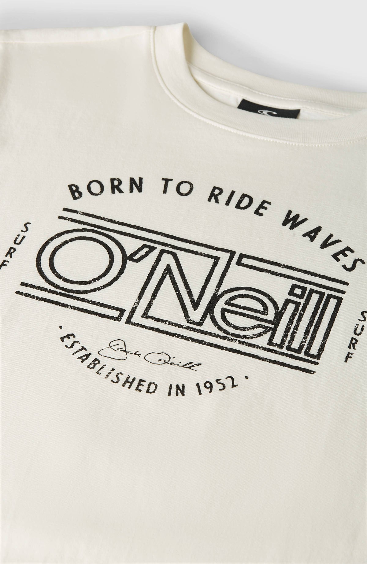 Muir T-Shirt für Jungen, weiß, Nahaufnahme des Logo-Prints in Schwarz auf der Brust