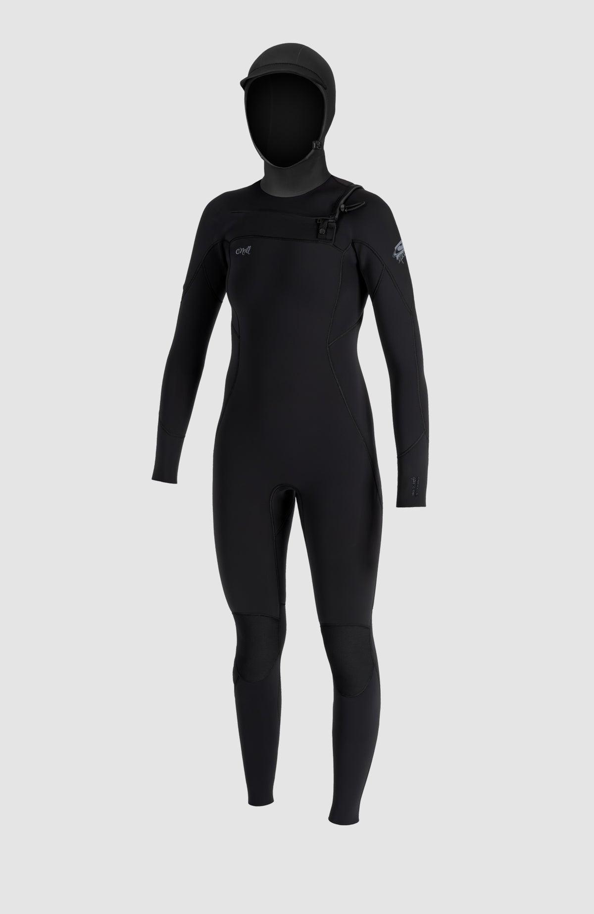 O'Neill Epic 6/4 Chest Zip Wetsuit with Hood Neoprenanzug für Damen, schwarz, freigestellt von vorne mit Kapuze