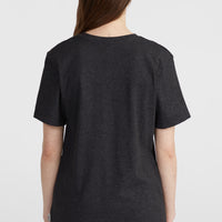 Essentials T-Shirt mit V-Ausschnitt | Black Out