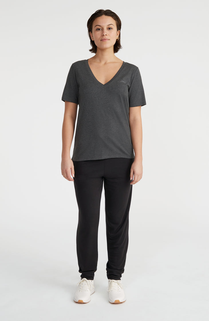 Essentials T-Shirt mit V-Ausschnitt | Black Out