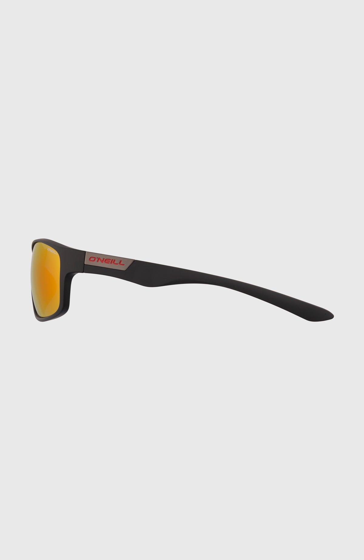 ImpactZone Rood Sonnenbrille für Herren, schwarz, freigestellt in der Seitenansicht, Bügel mit rotem Logo-Detail