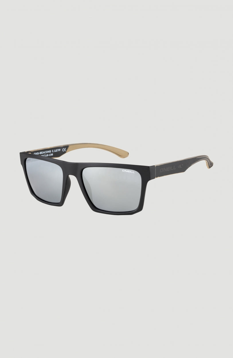 Beacons Sunglasses Sonnenbrille für Herren, schwarz, freigestellt von schräg vorne mit eckiger Fassung