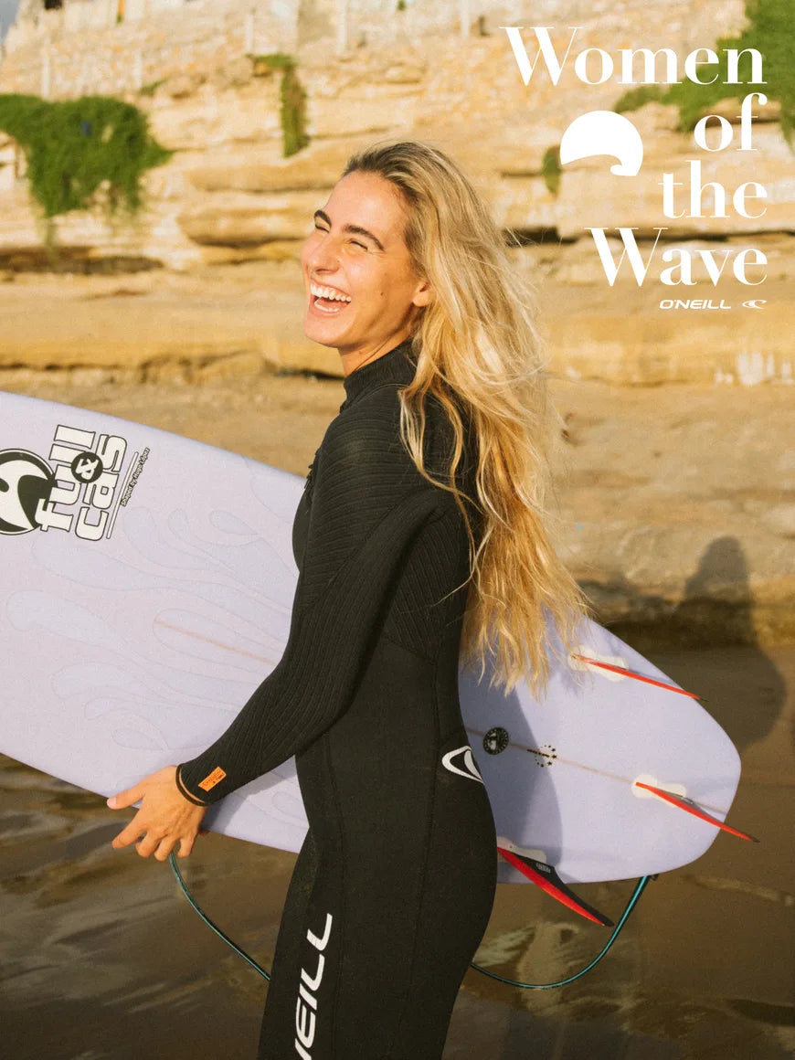 VIOLETA SANCHEZ SURFERIN IM TEAM O’NEILL UND SPANISCHE MEISTERIN IM WELLENREITEN